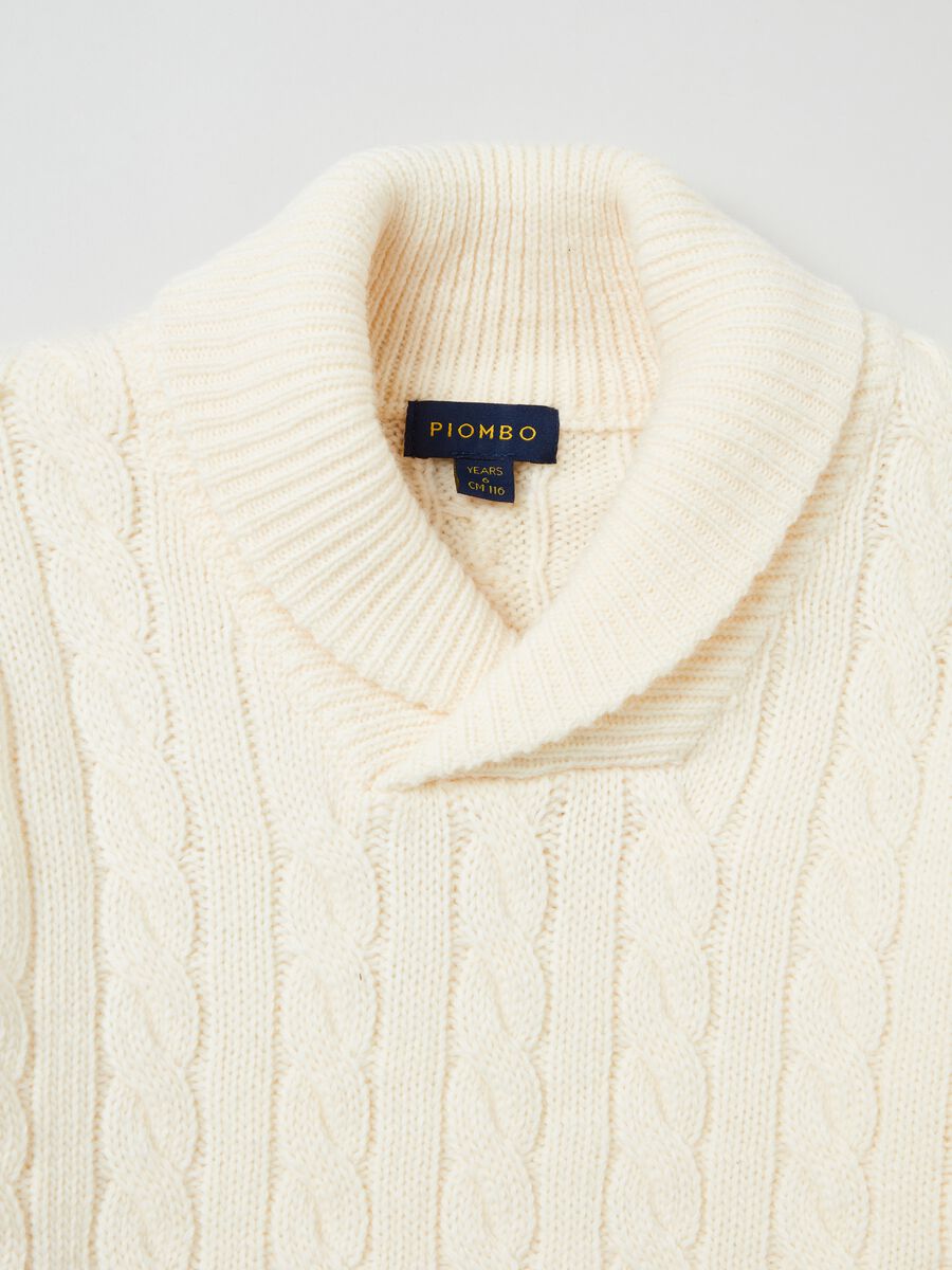 Pullover a trecce con collo a scialle_5
