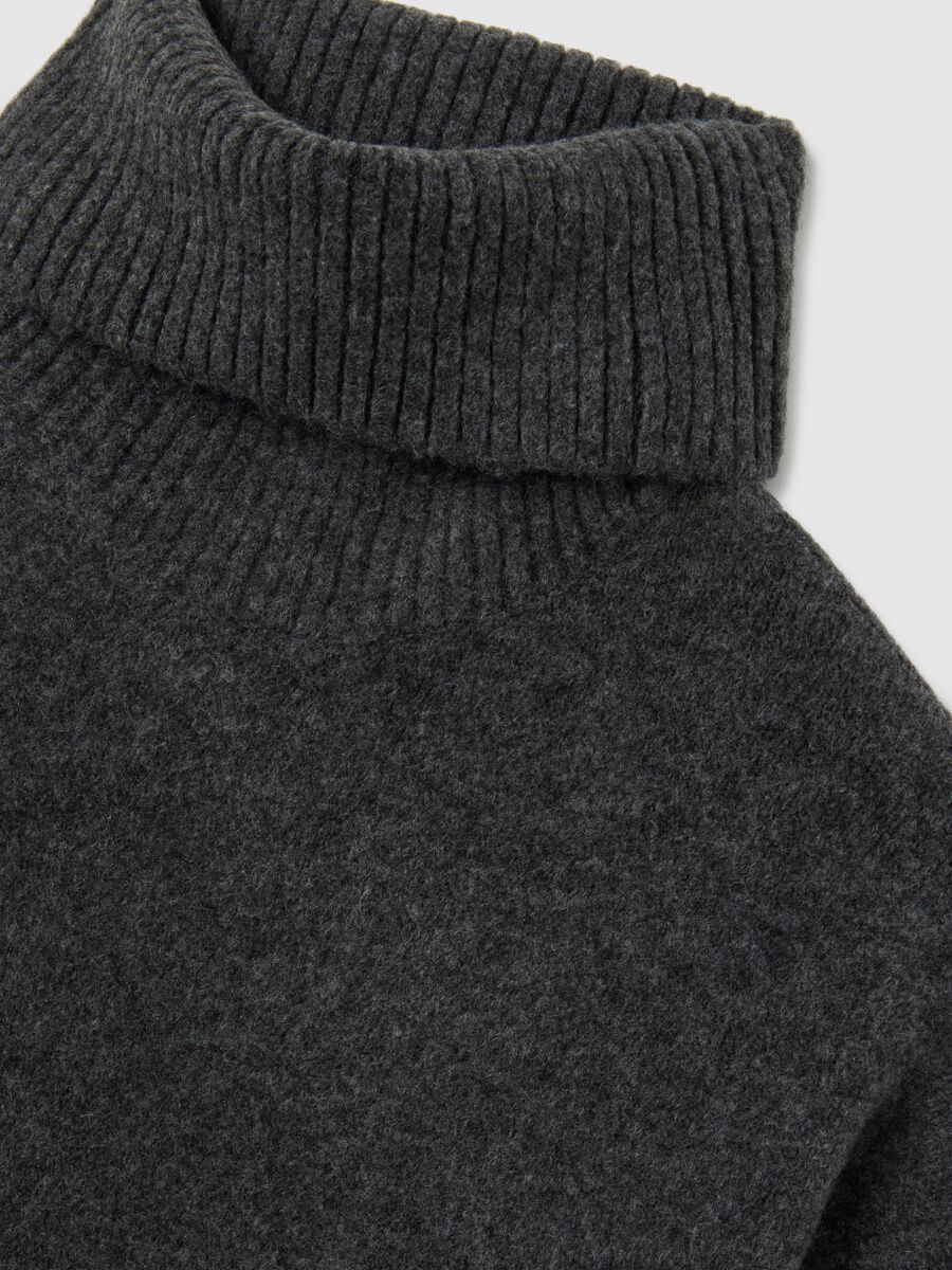Maglione a collo alto grigio regular fit_1