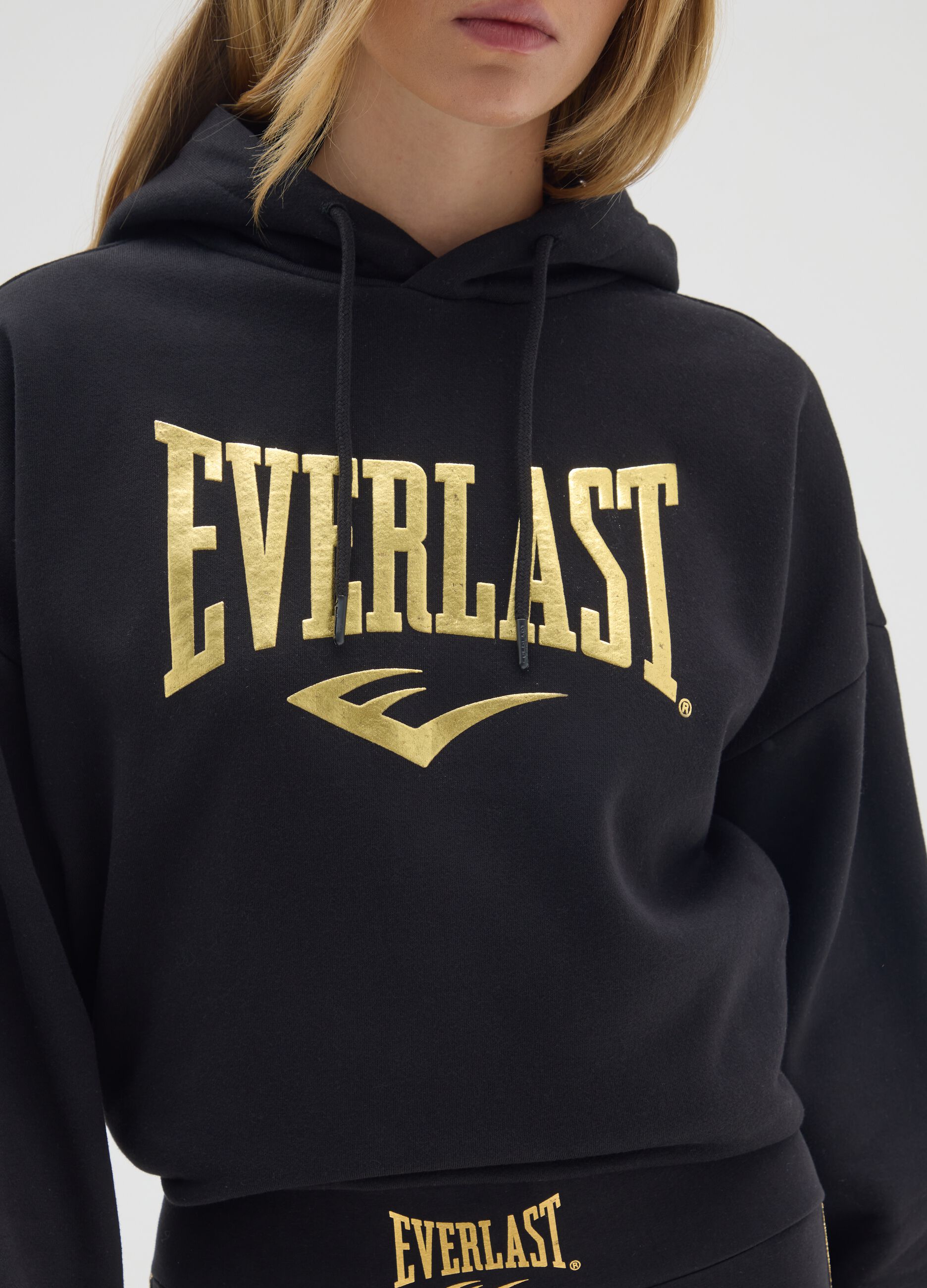 Black cotton blend hoodie with Everlast print