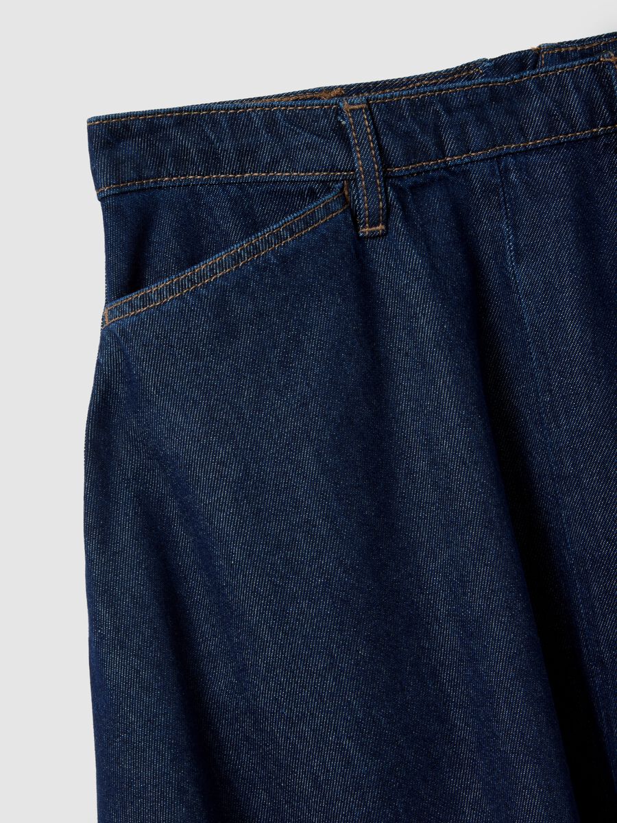 Long denim skirt in blue_5
