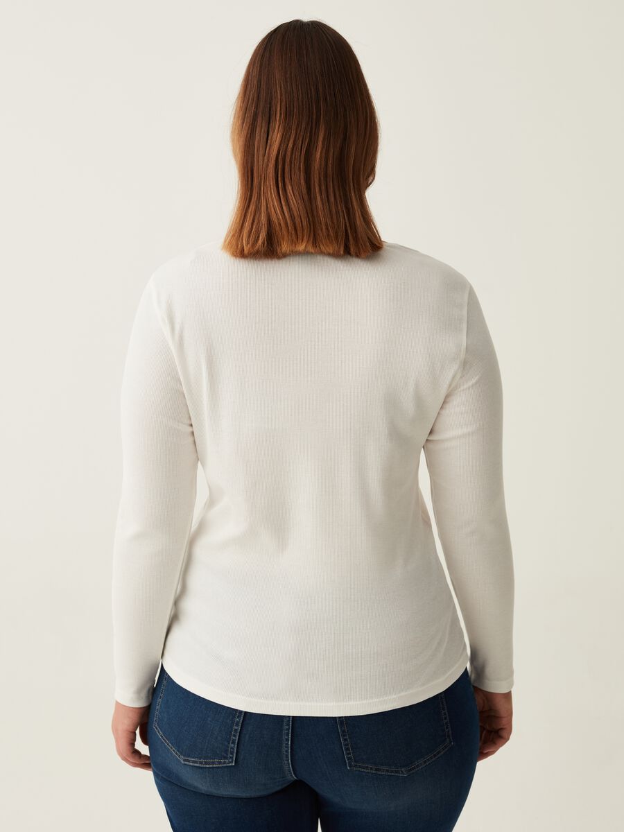 T-shirt a costine con dettaglio cut out Curvy_2