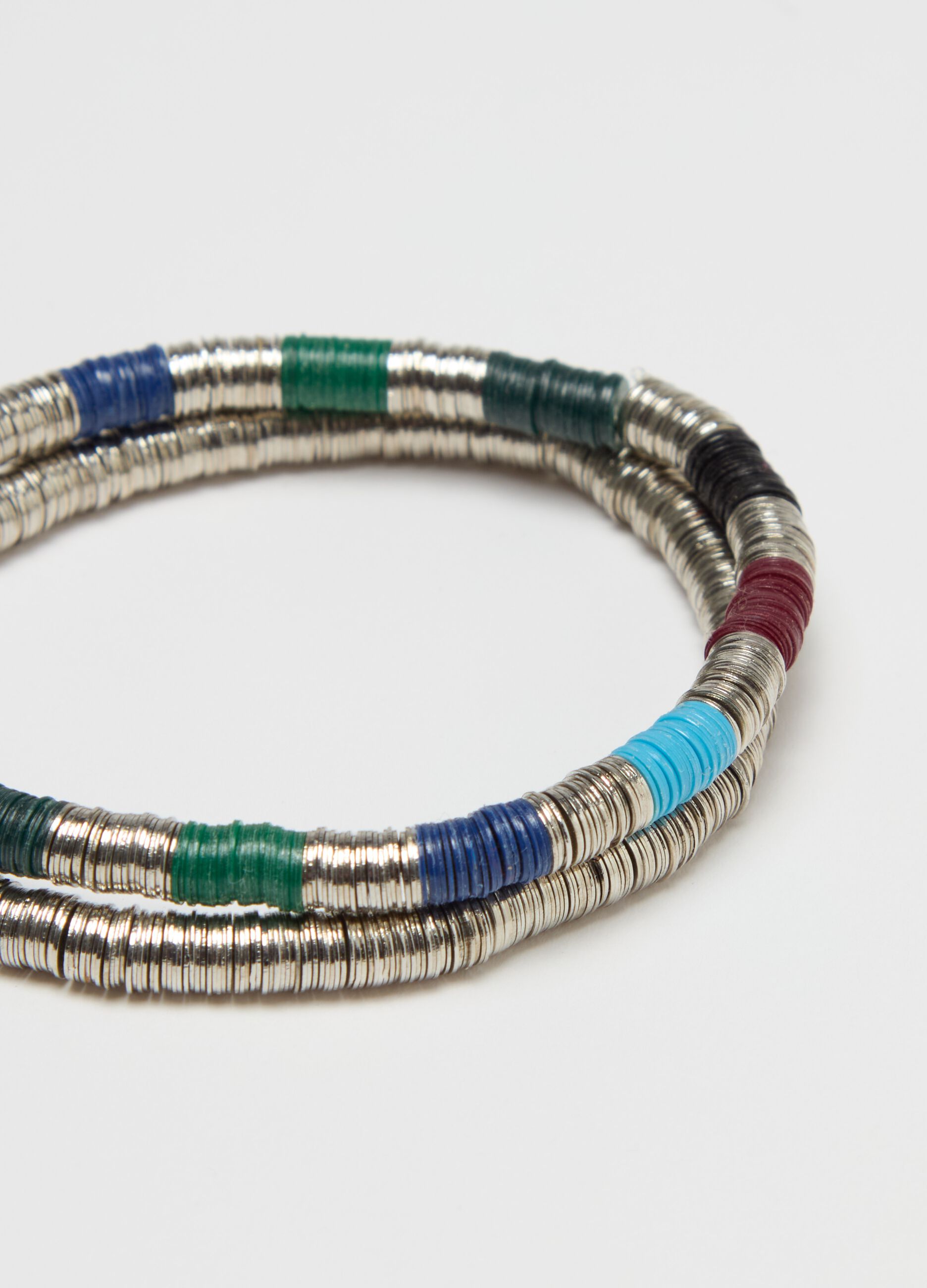 Two-pack bracelets with multicoloured details