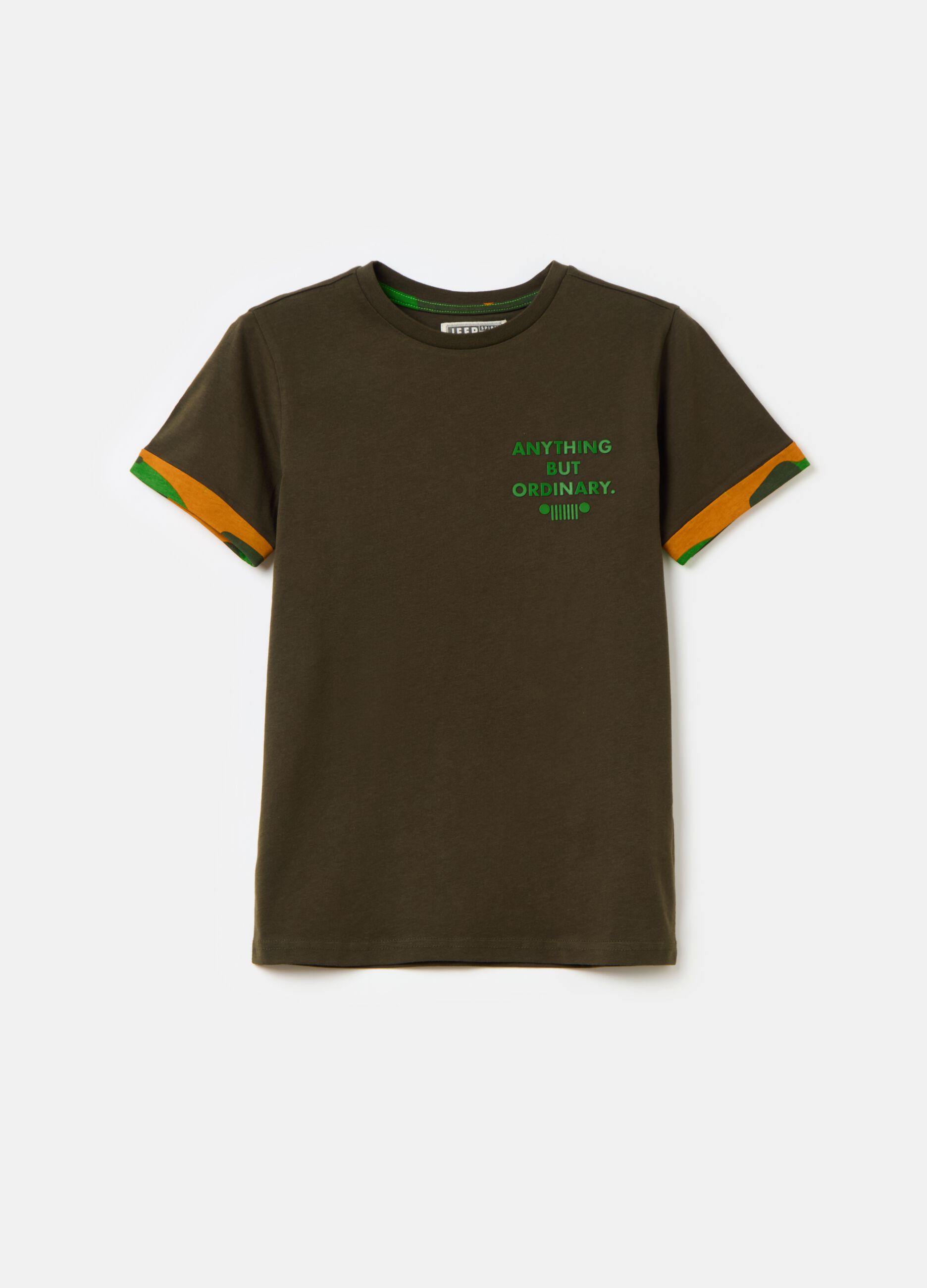 T-shirt with camouflage logo print