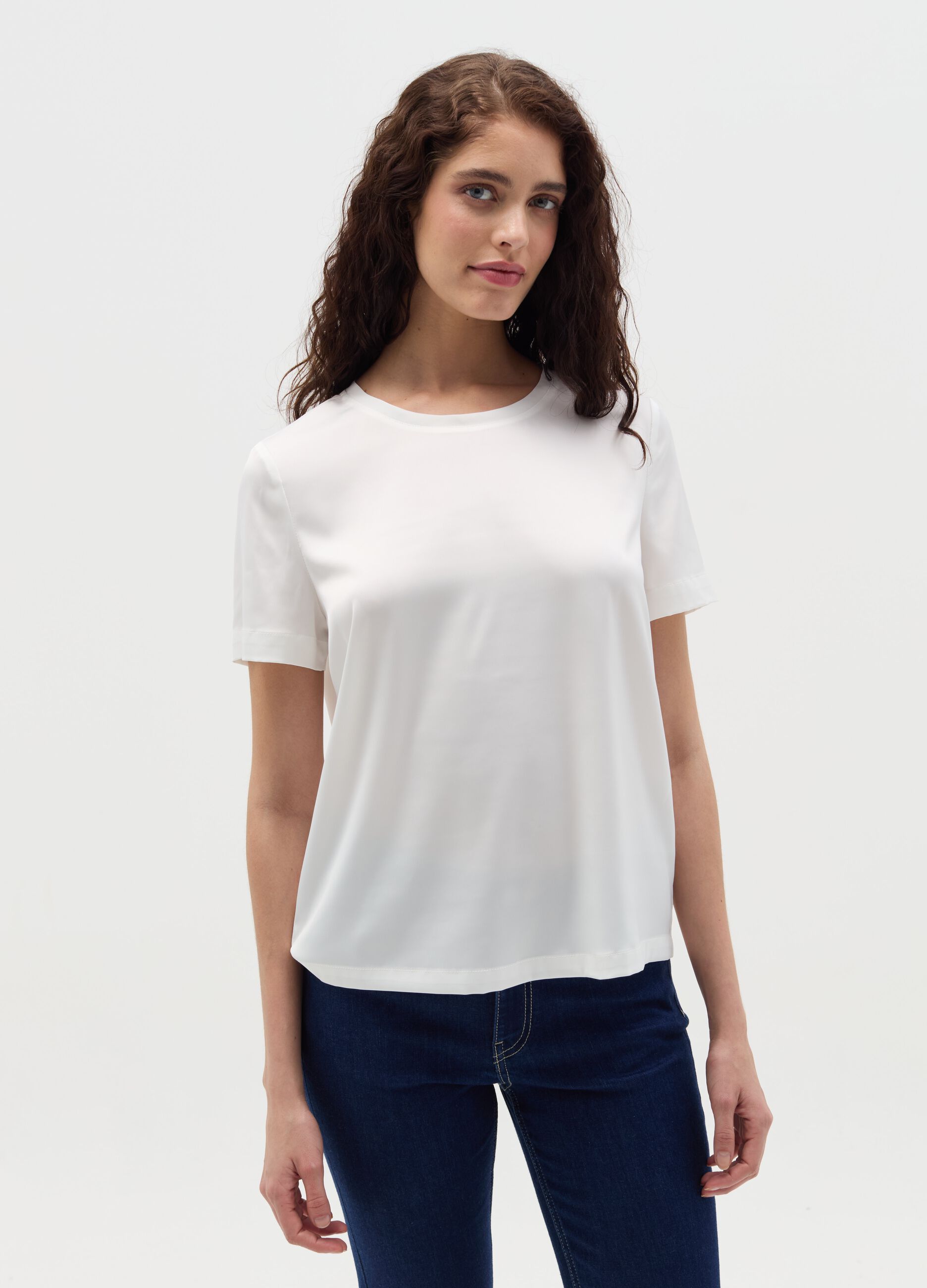 Short-sleeved blouse in satin