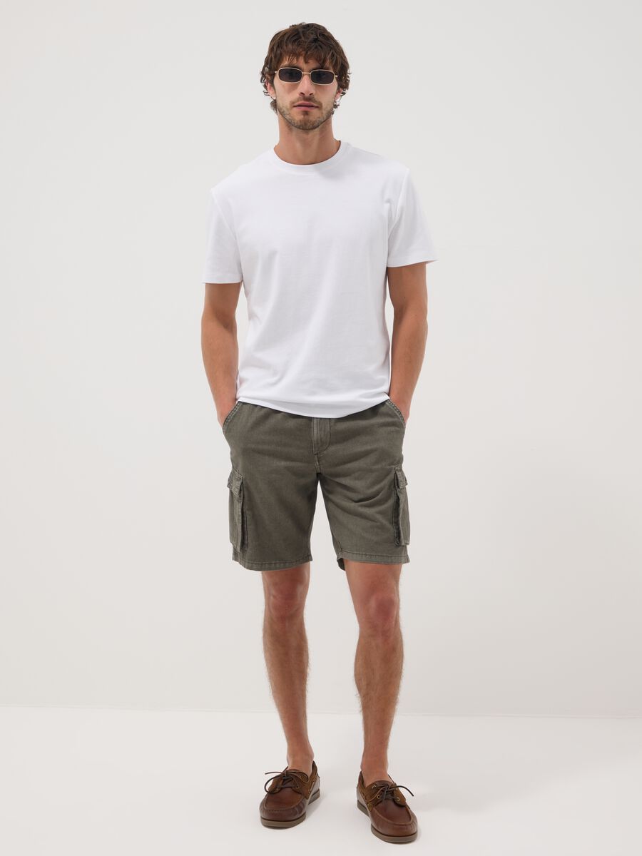Green linen-blend cargo bermuda shorts_1