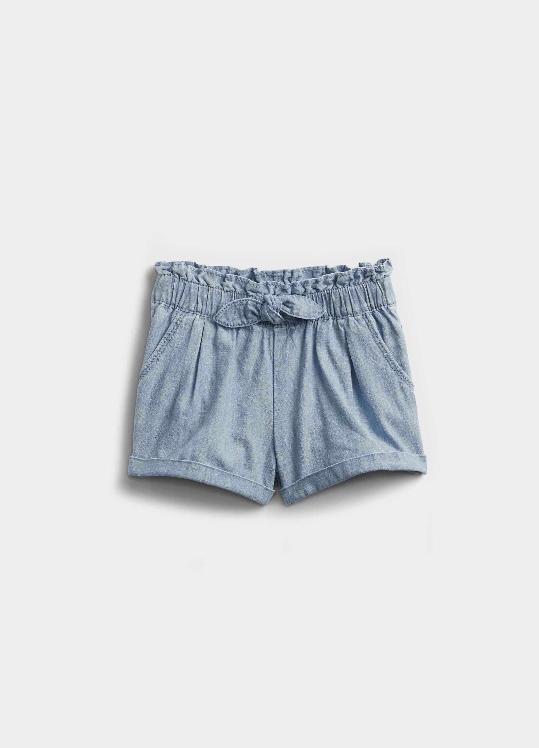 Denim shorts with bow