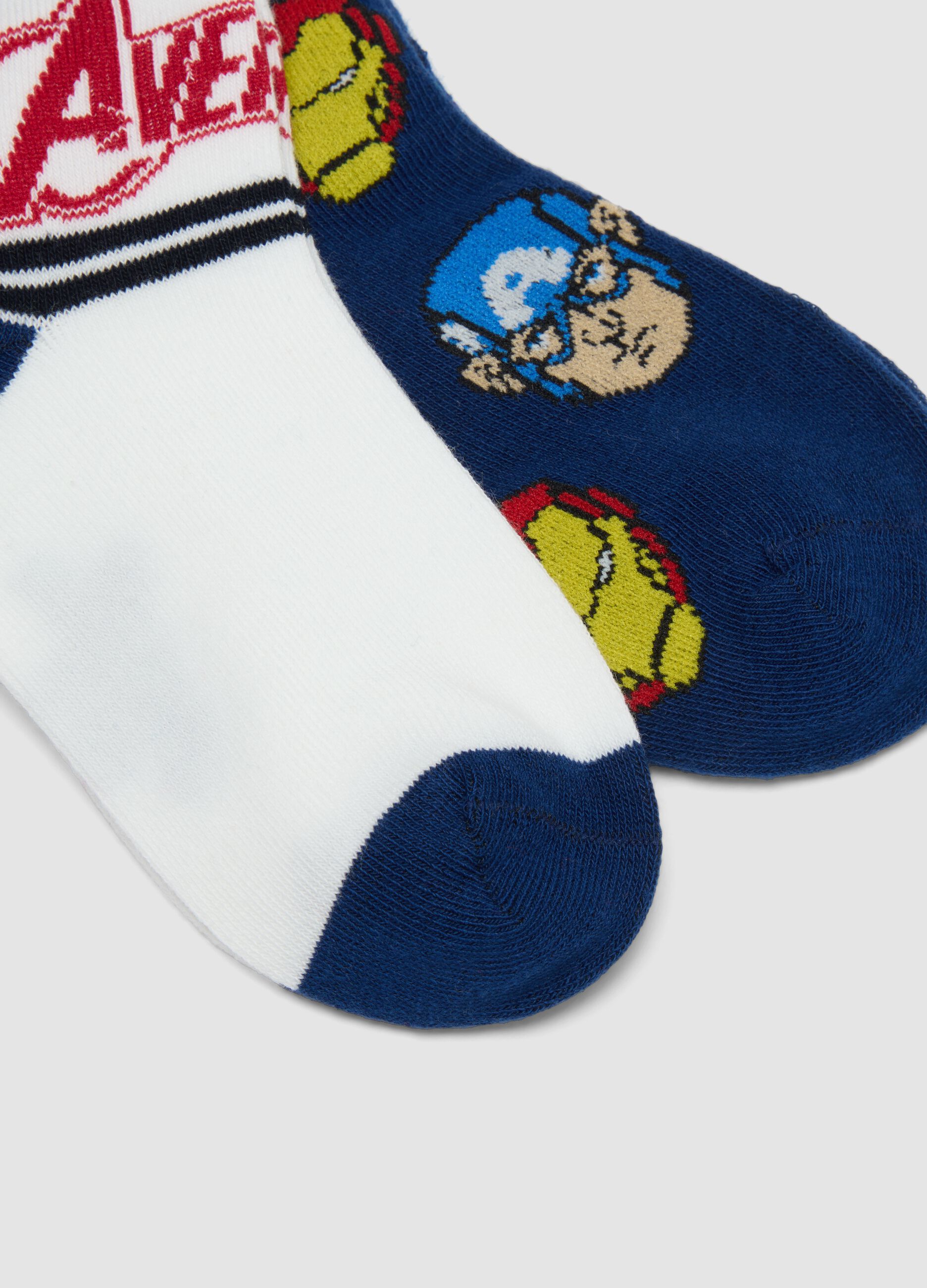 3-pack of Avengers-themed short socks in stretchy organic cotton