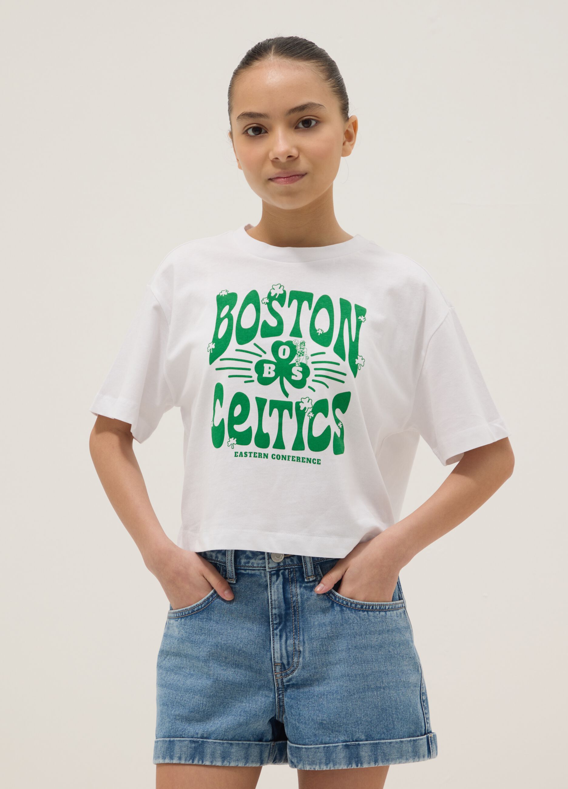White pure cotton relaxed fit girl T-shirt Boston Celtics
