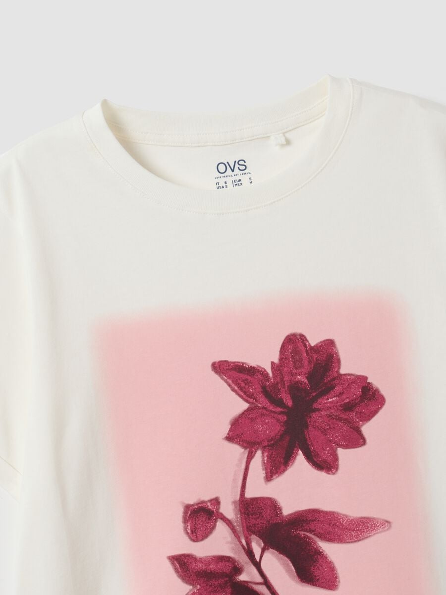White pure cotton crew-neck T-shirt with floral print, regular fit_5