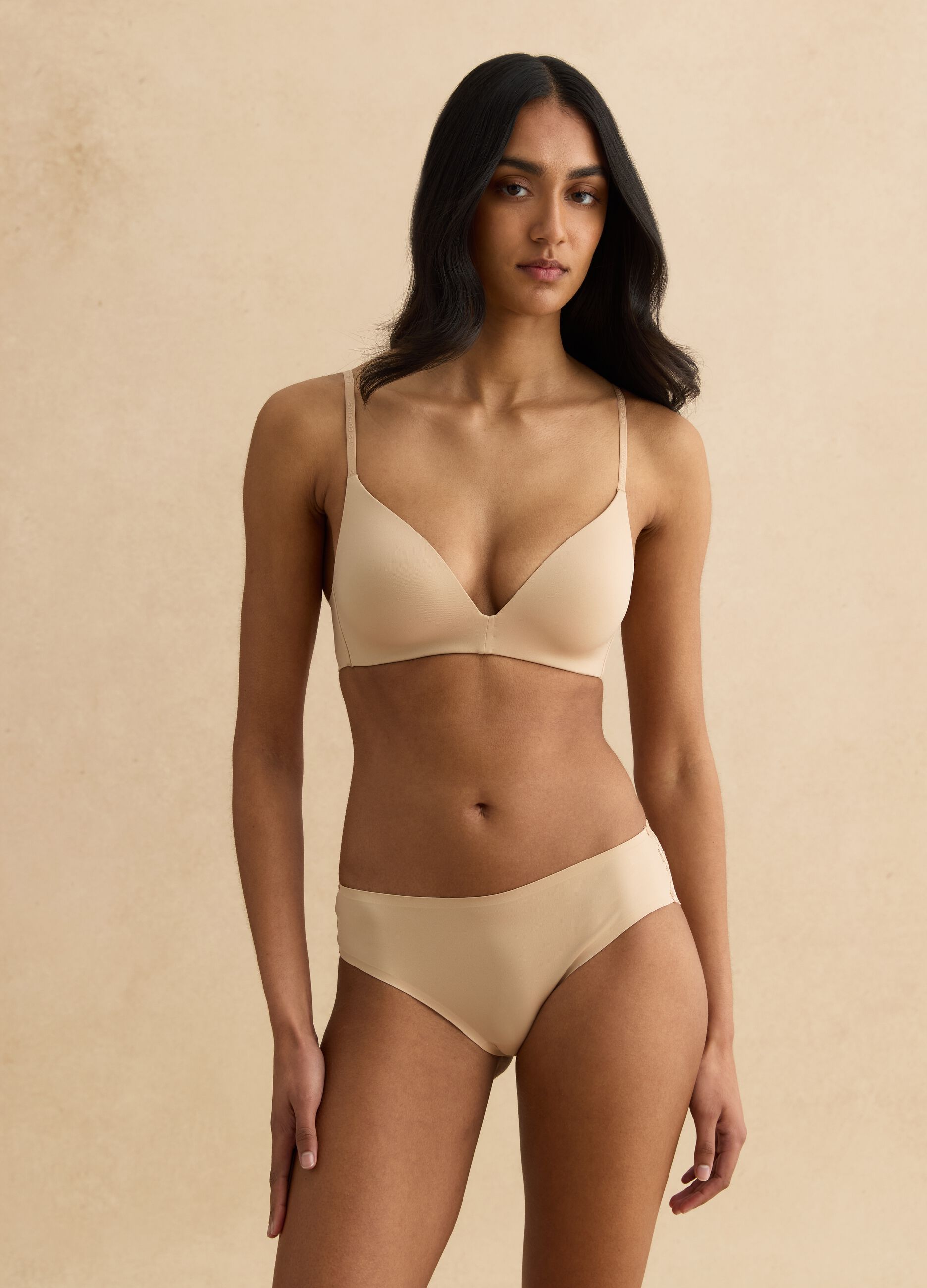 Beige regular fit briefs with lace details