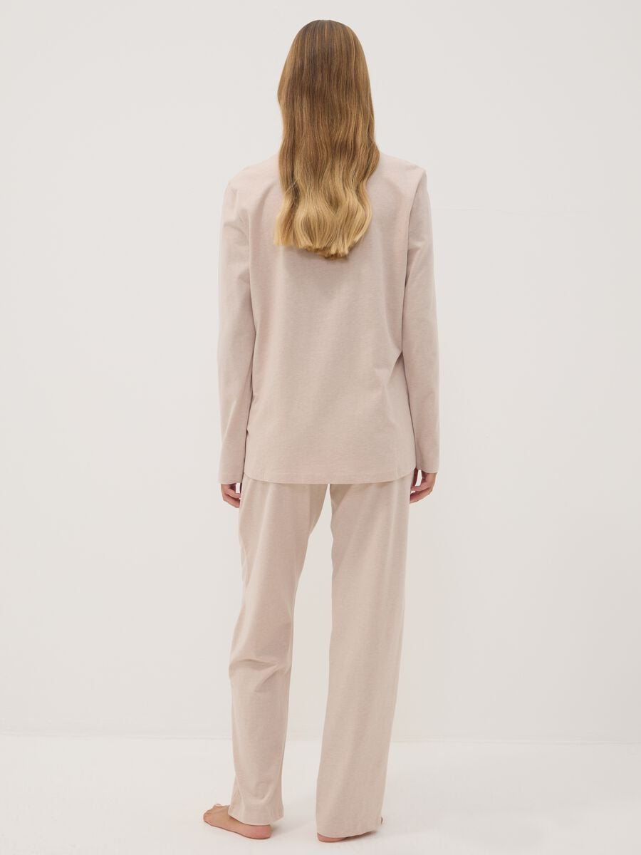 Pigiama beige in misto cotone organico con Collo serafino_3