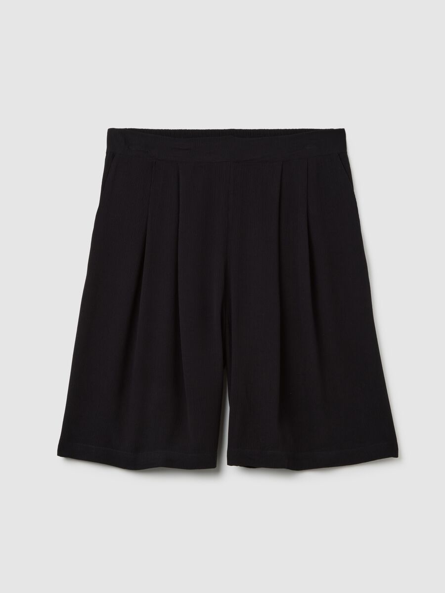 Women's black viscose shorts with relaxed fit_4