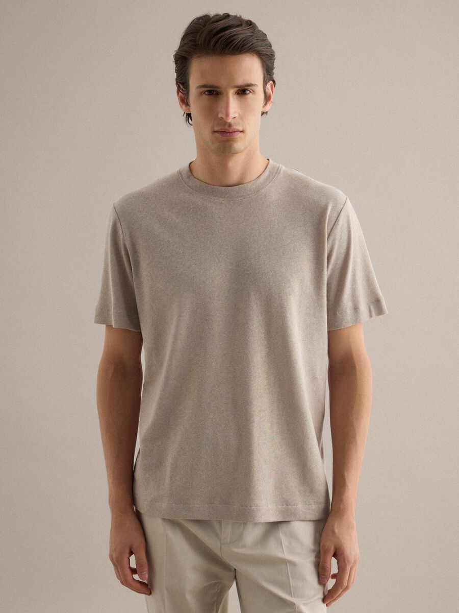 T-shirt in misto lino e cotone beige regular fit_0
