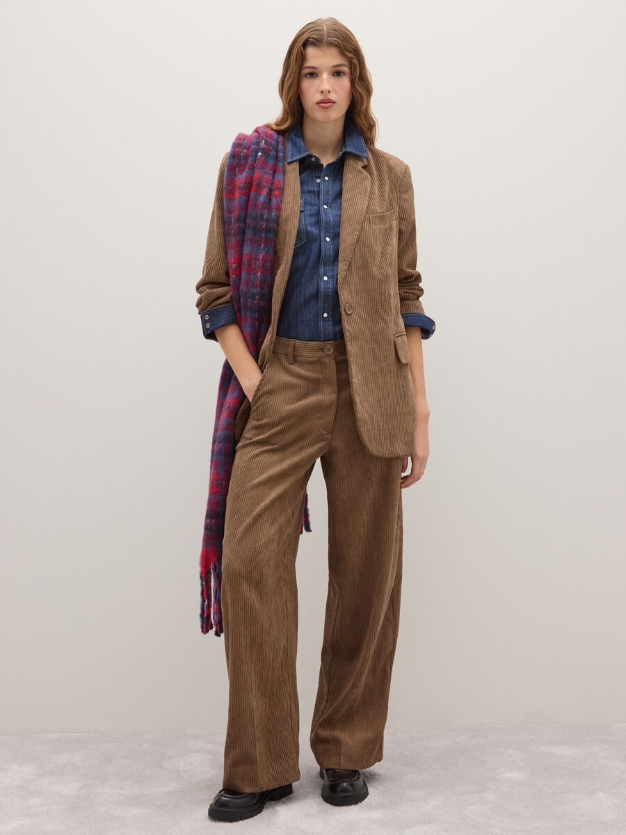 Brown regular fit textured stretch fabric trousers_0