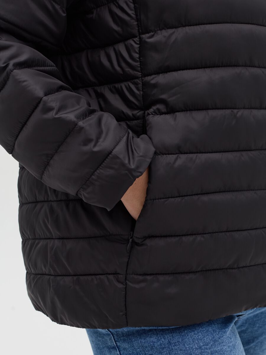 Curvy ultralight short puffer jacket with hood_2