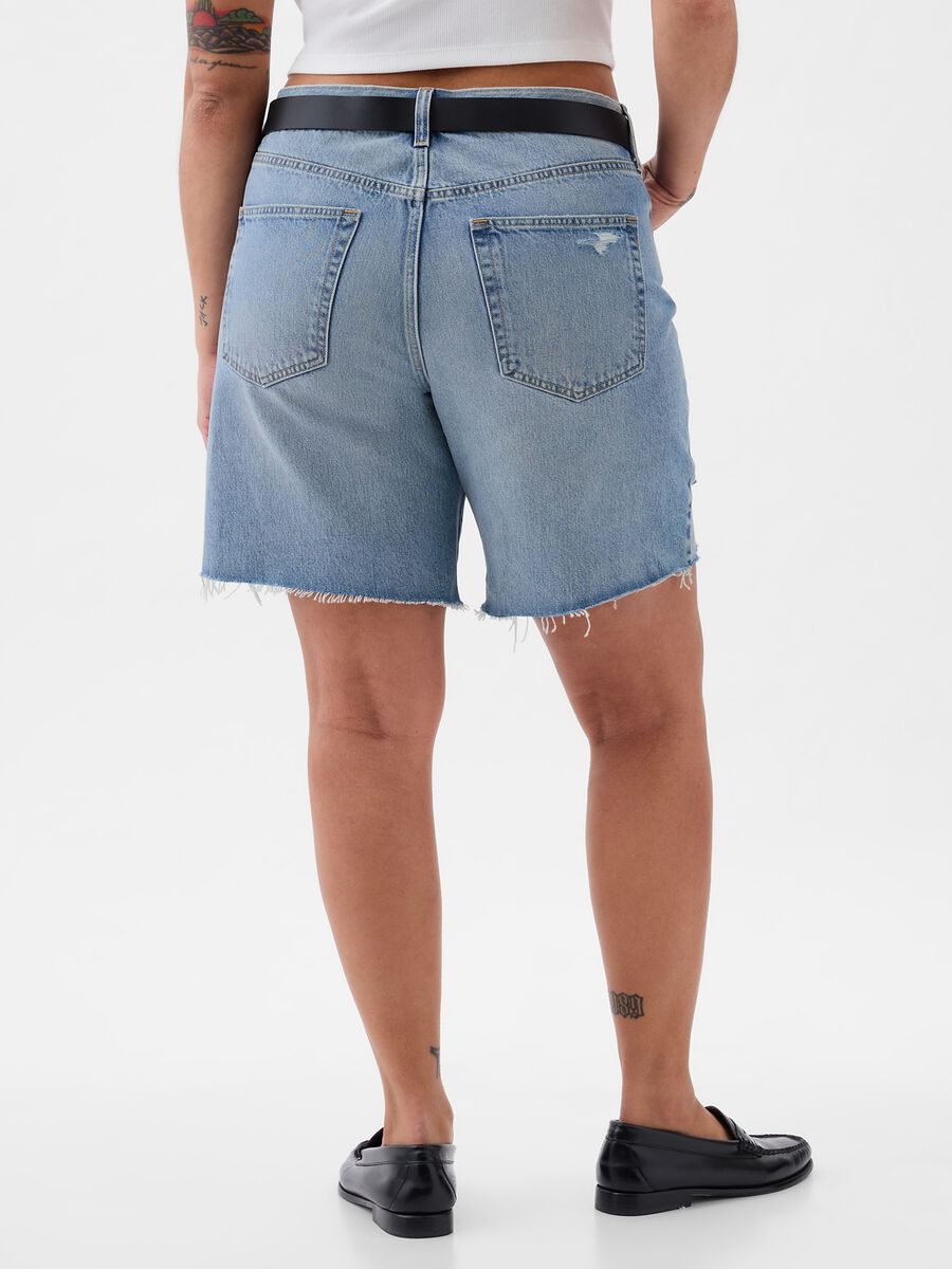 Loose-fit regular-rise Bermuda shorts in denim_4