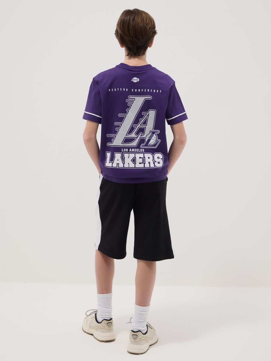 Multicolour pure cotton boy's set regular fit with Lakers prints_2