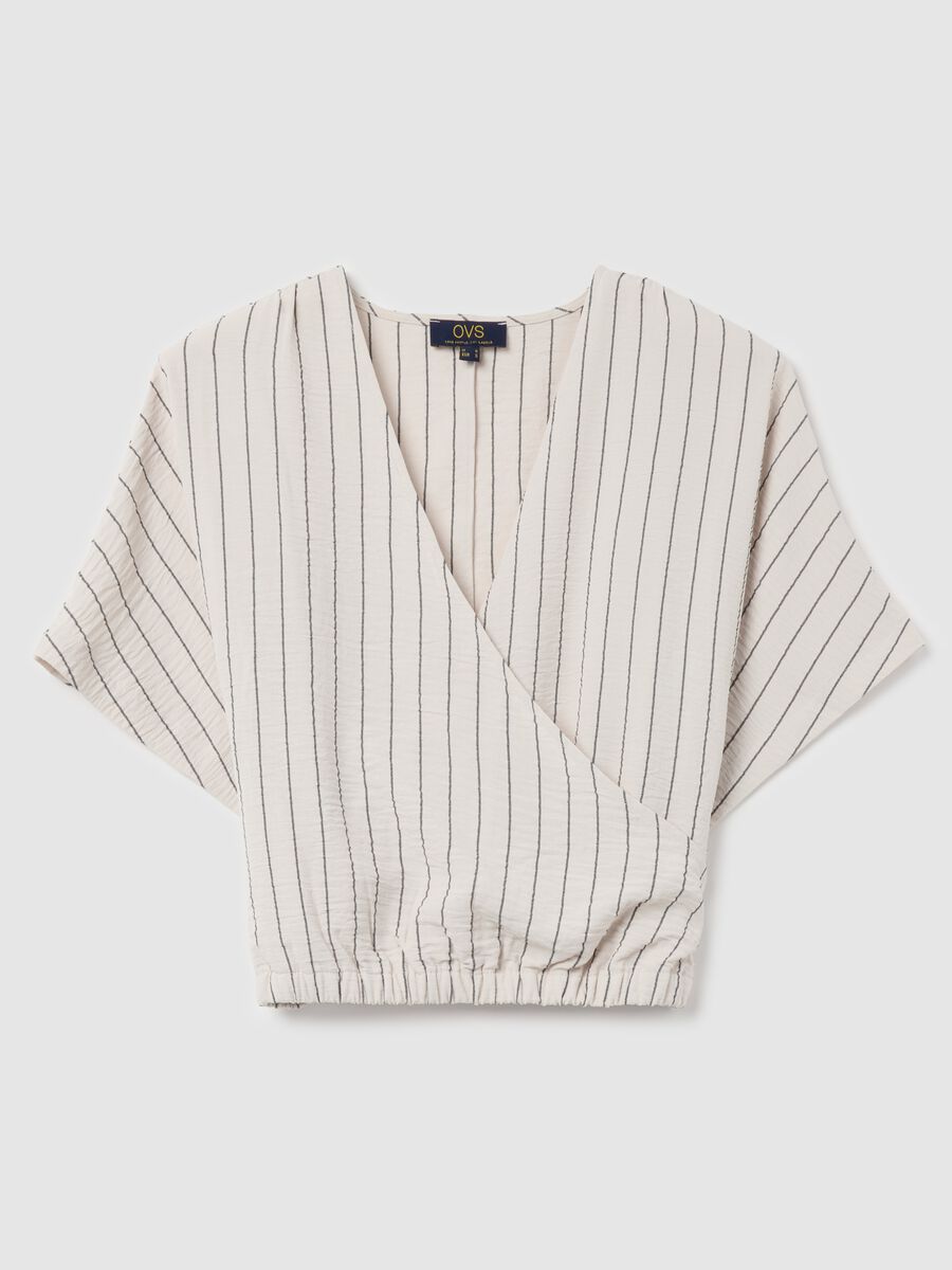 Short crossover beige shirt with stripes_4