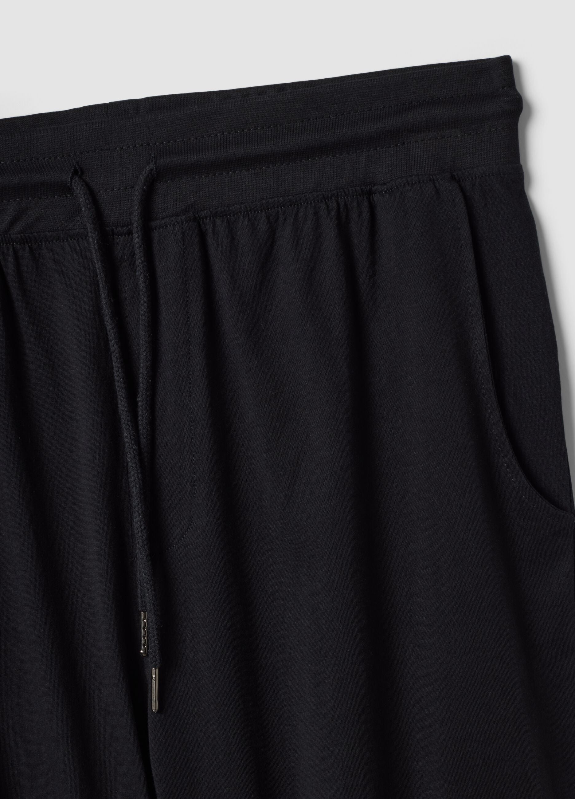 Black organic cotton pyjama shorts