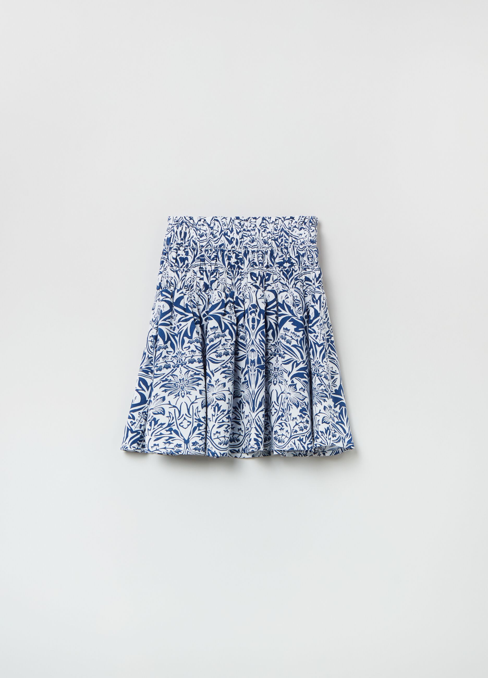 Pleated skirt with floral pattern