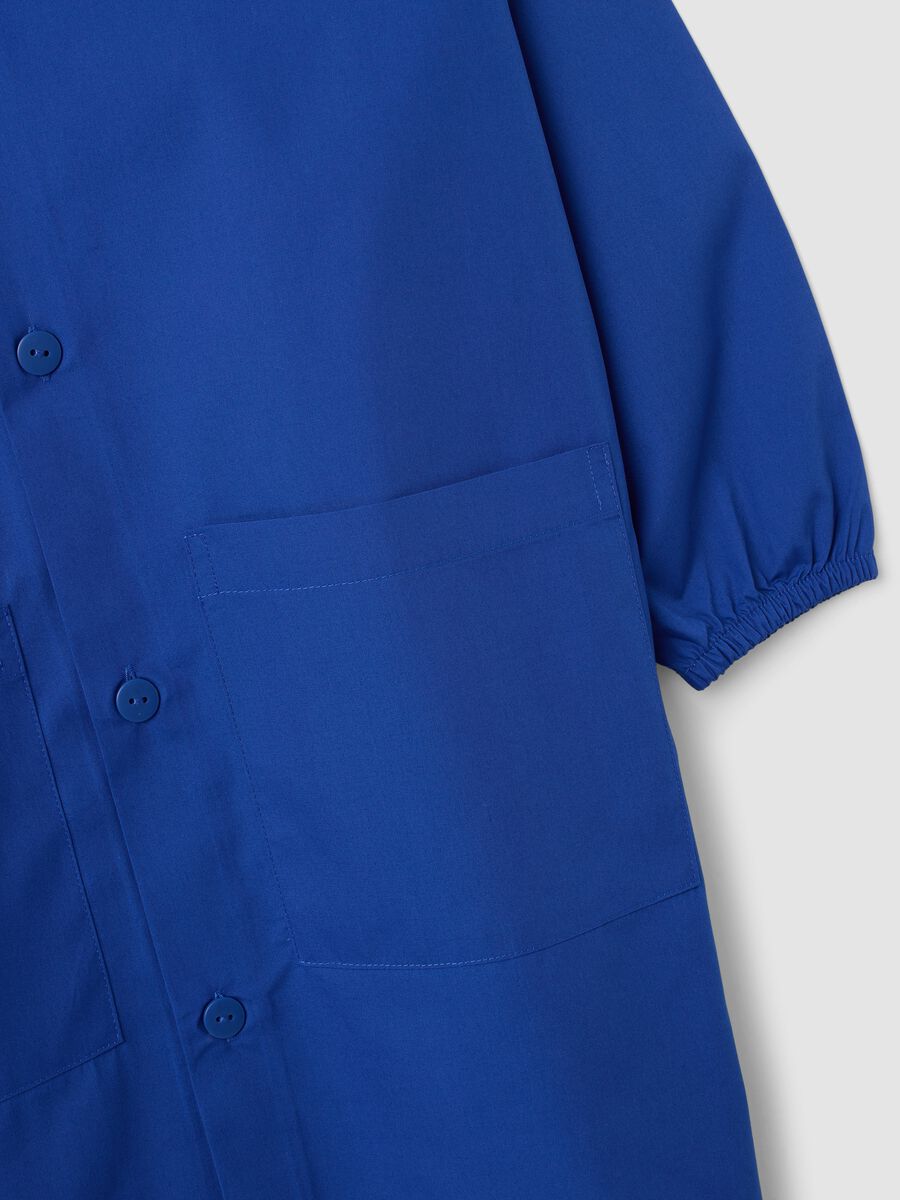 2-pack of boys&rsquo; blue school aprons with white collar_3