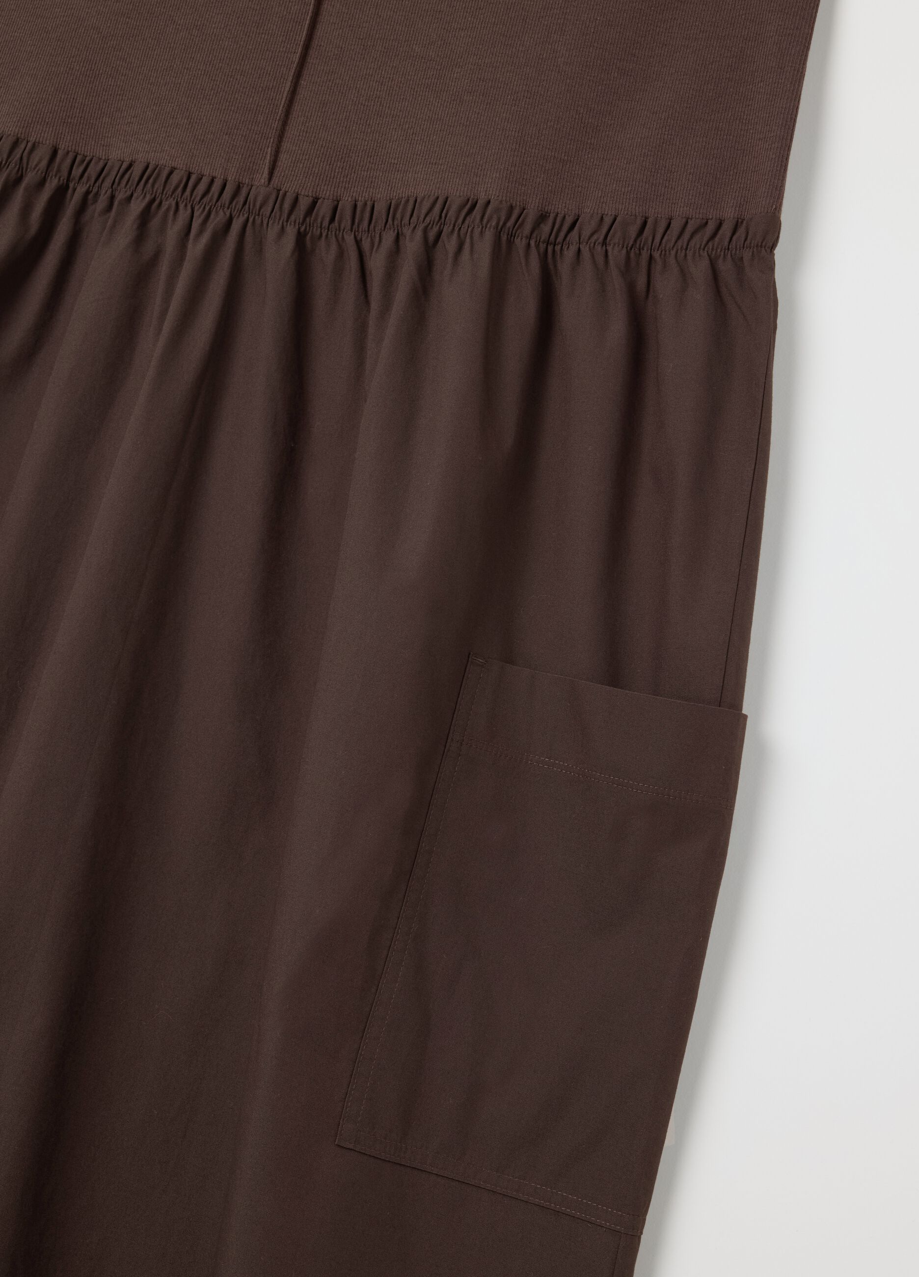 Long sleeveless brown dress in stretchy cotton