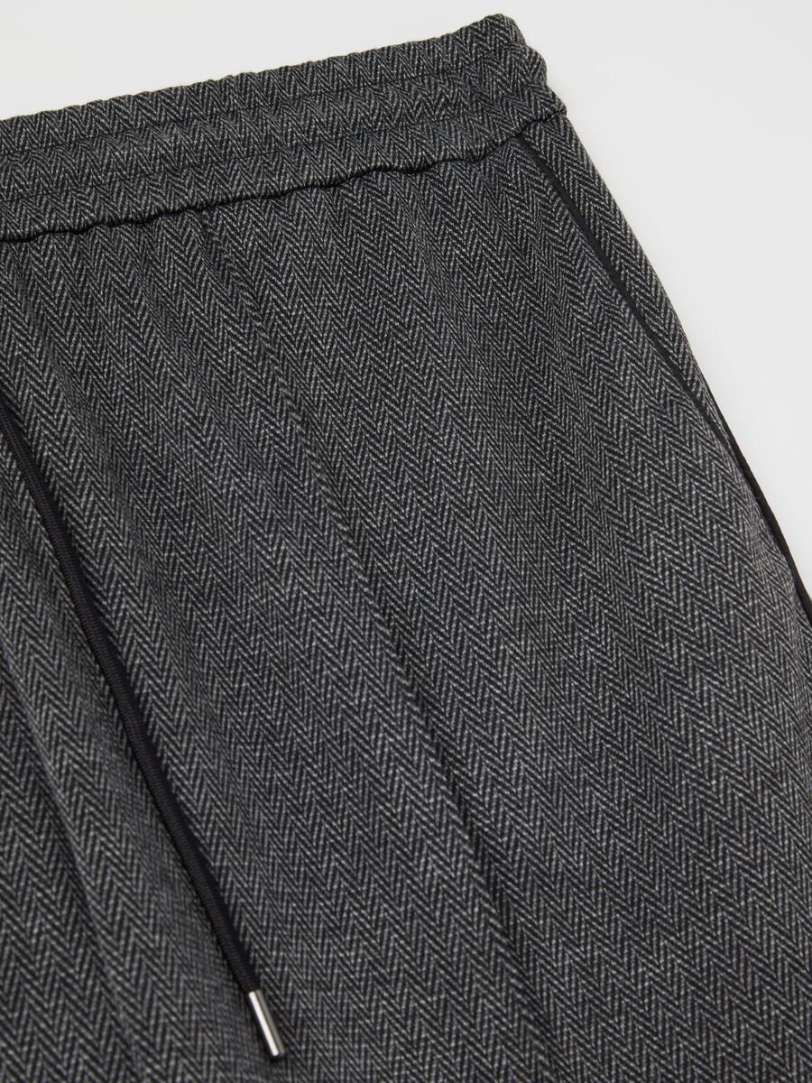 Curvy herringbone joggers with drawstring_5