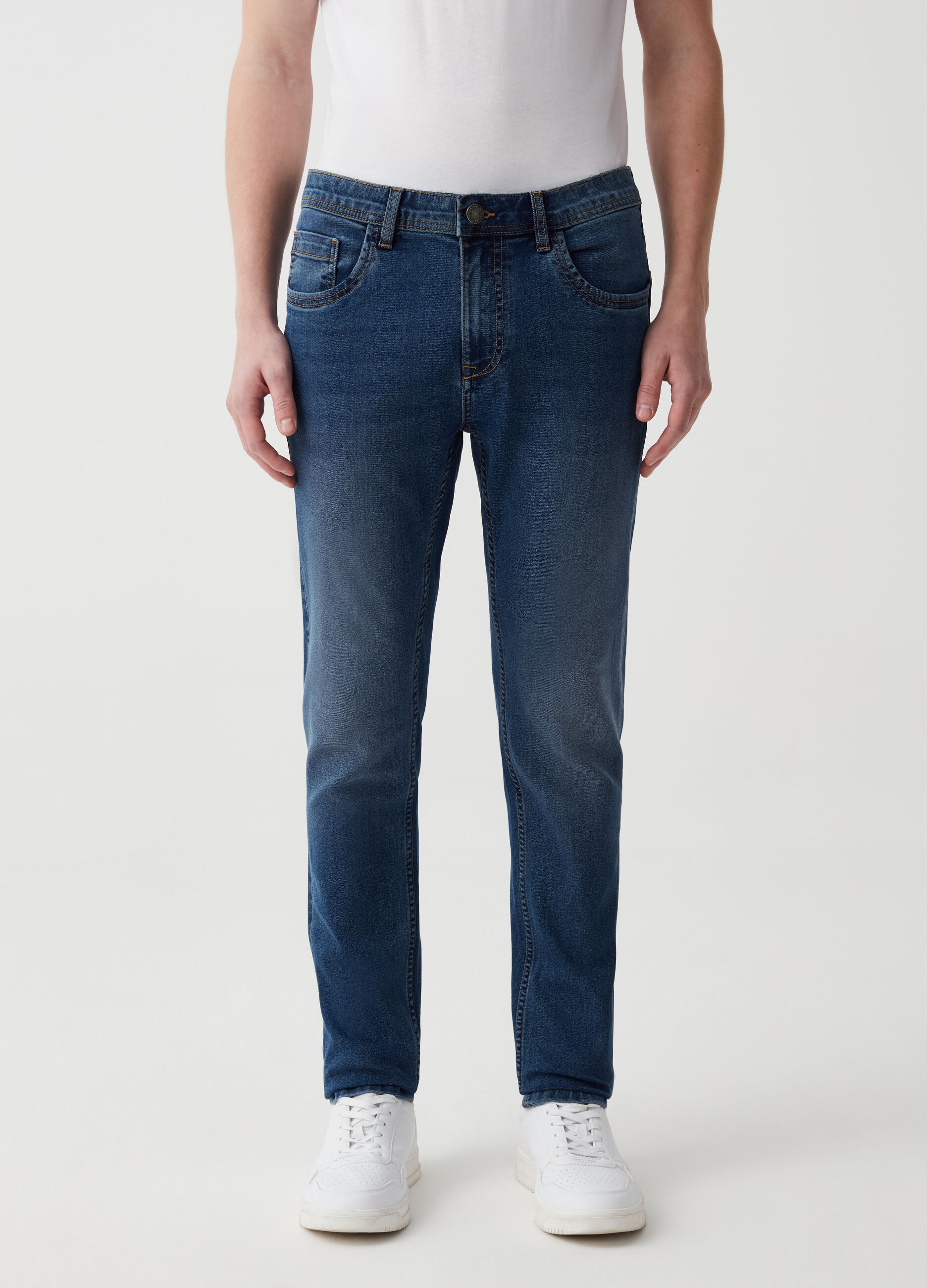 Super-skinny-fit jeans with five pockets