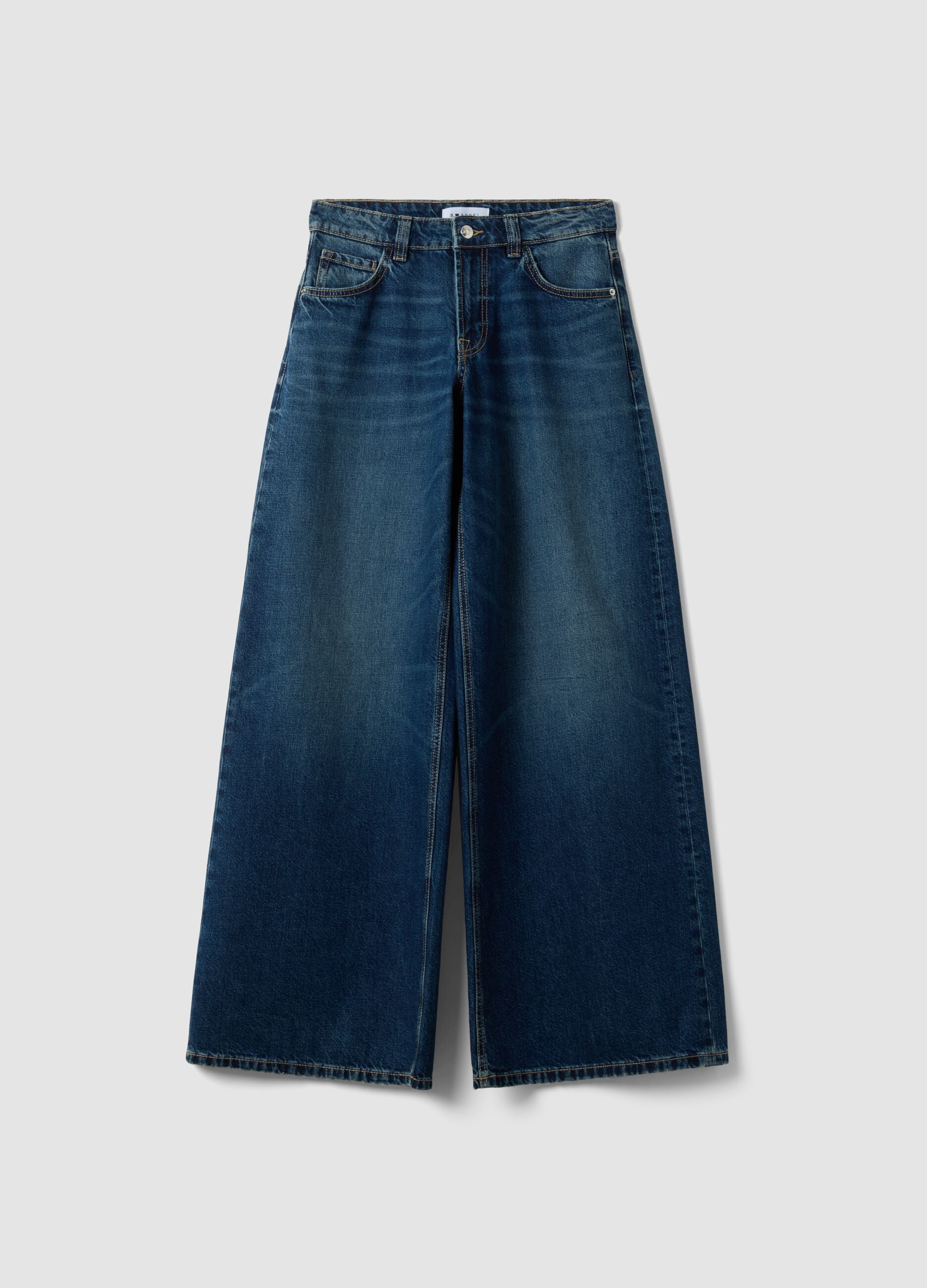 Blue denim jeans in 100% cotton with super wide-leg fit