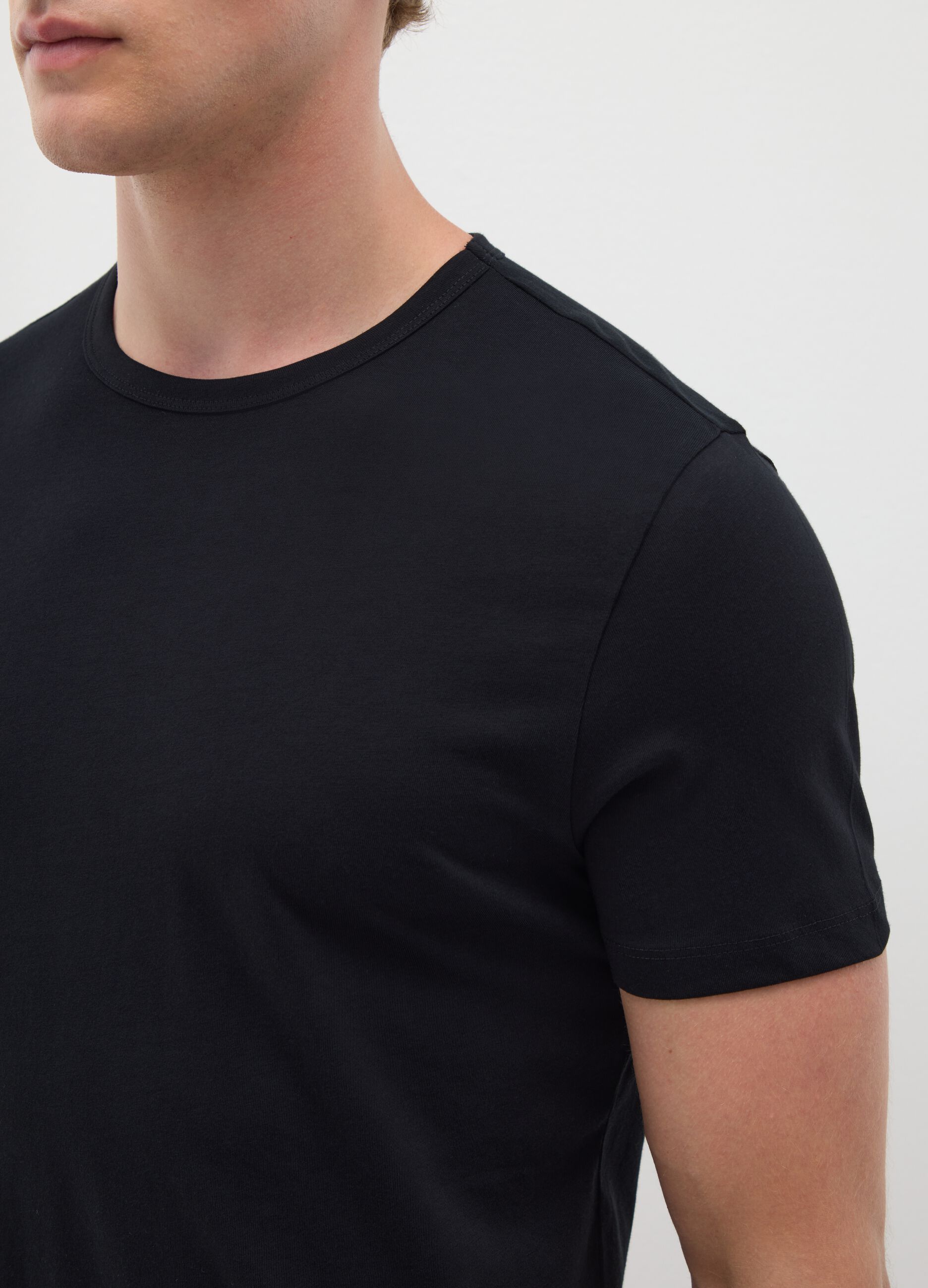 Men's pure cotton black regular fit t-shirt