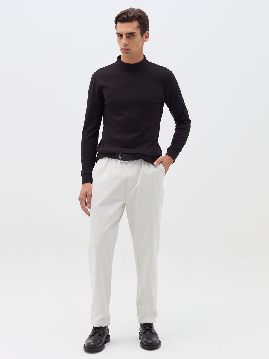 Fleece sweatshirt with mock neck_1