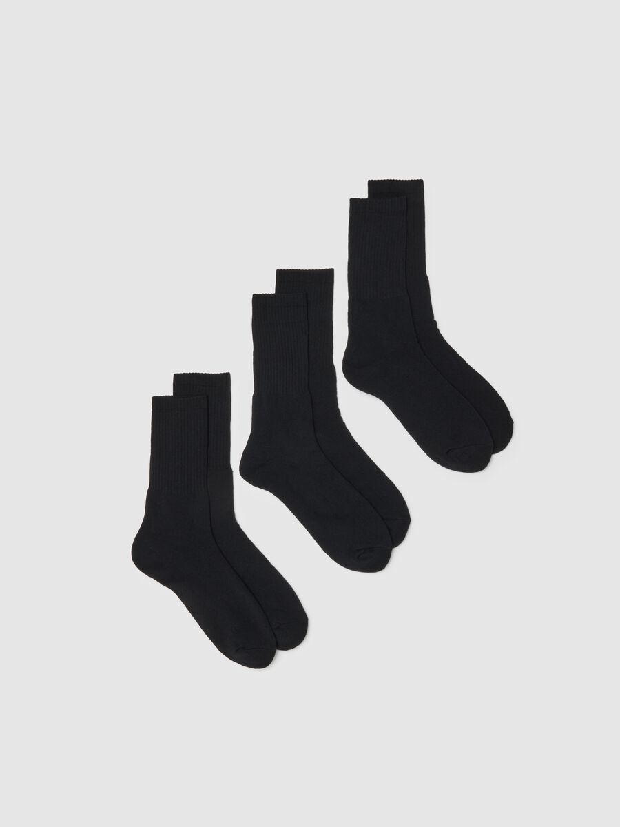 Pack of three black sports socks in stretch cotton_0