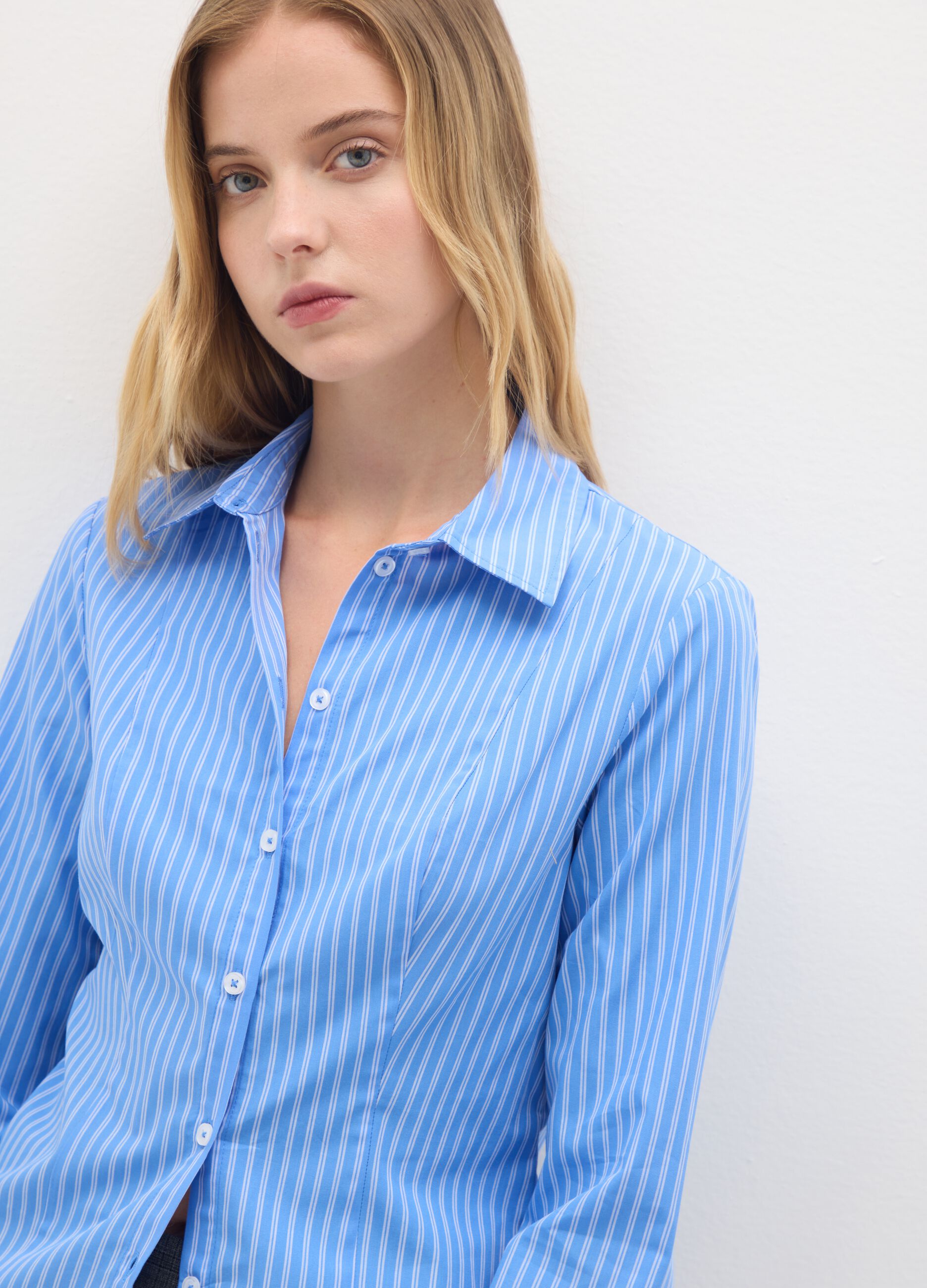 Blue slim fit pure cotton shirt