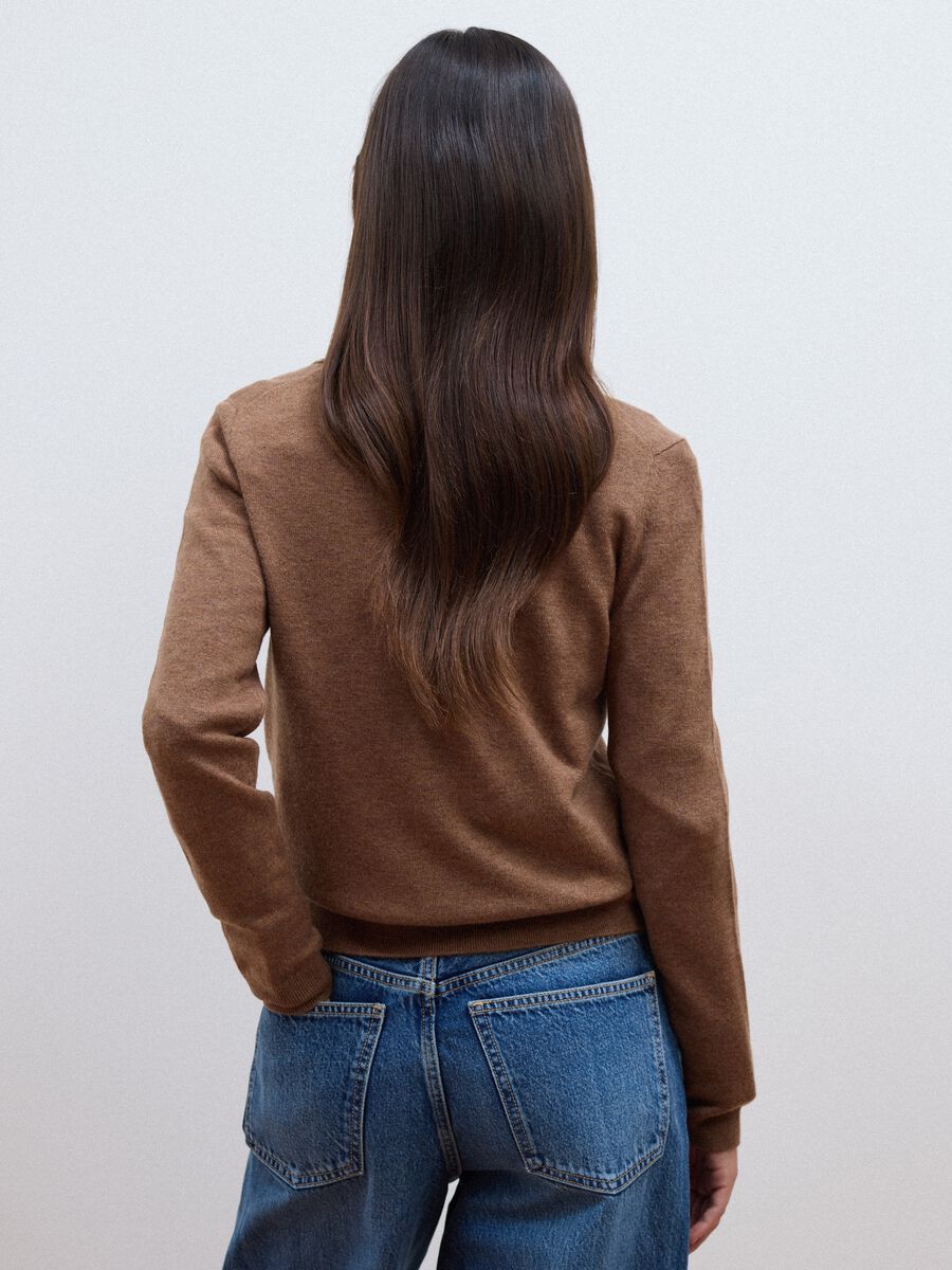 Brown pure wool crew-neck jumper_3