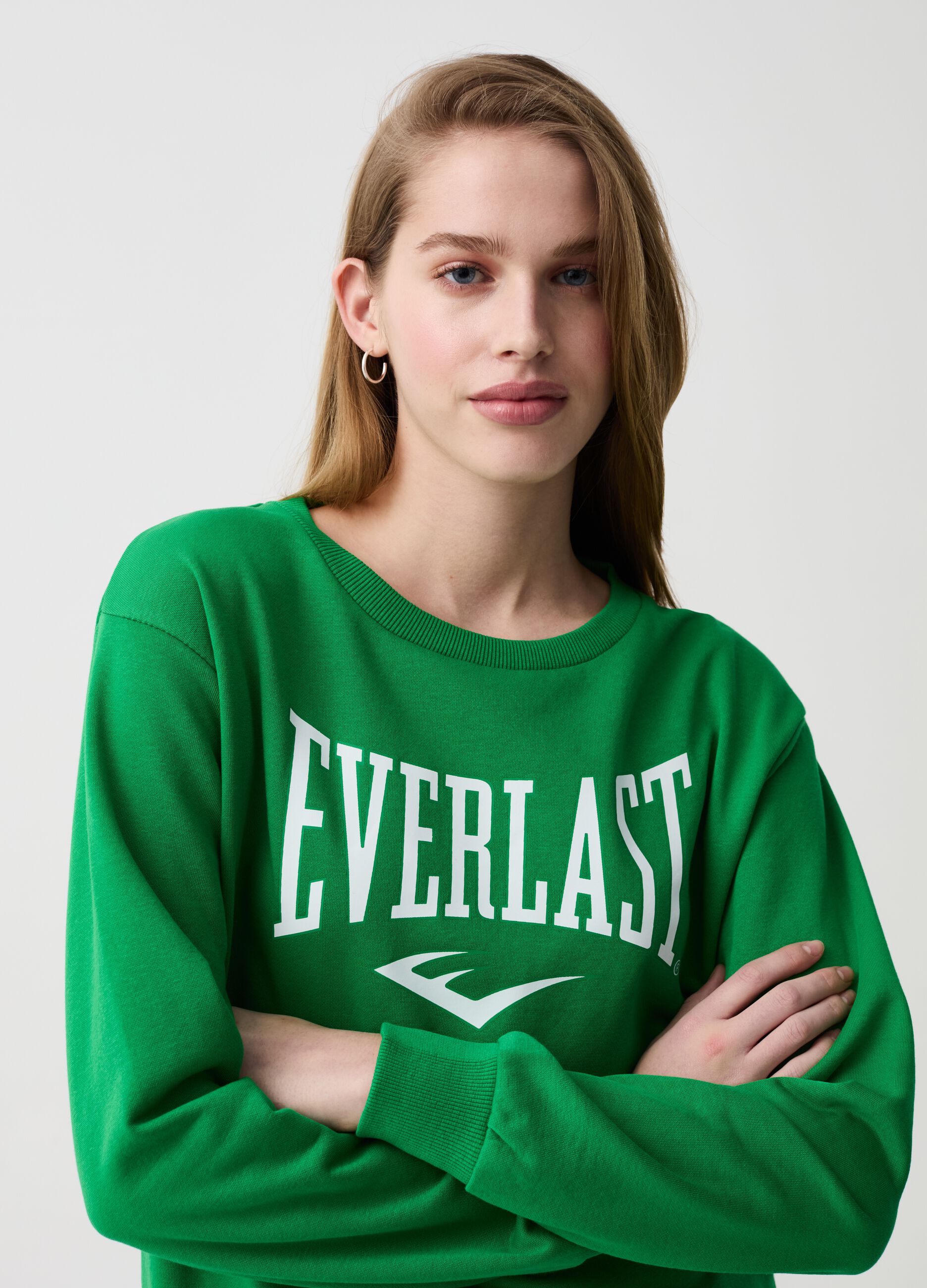 Sweatshirt with round neck and logo print