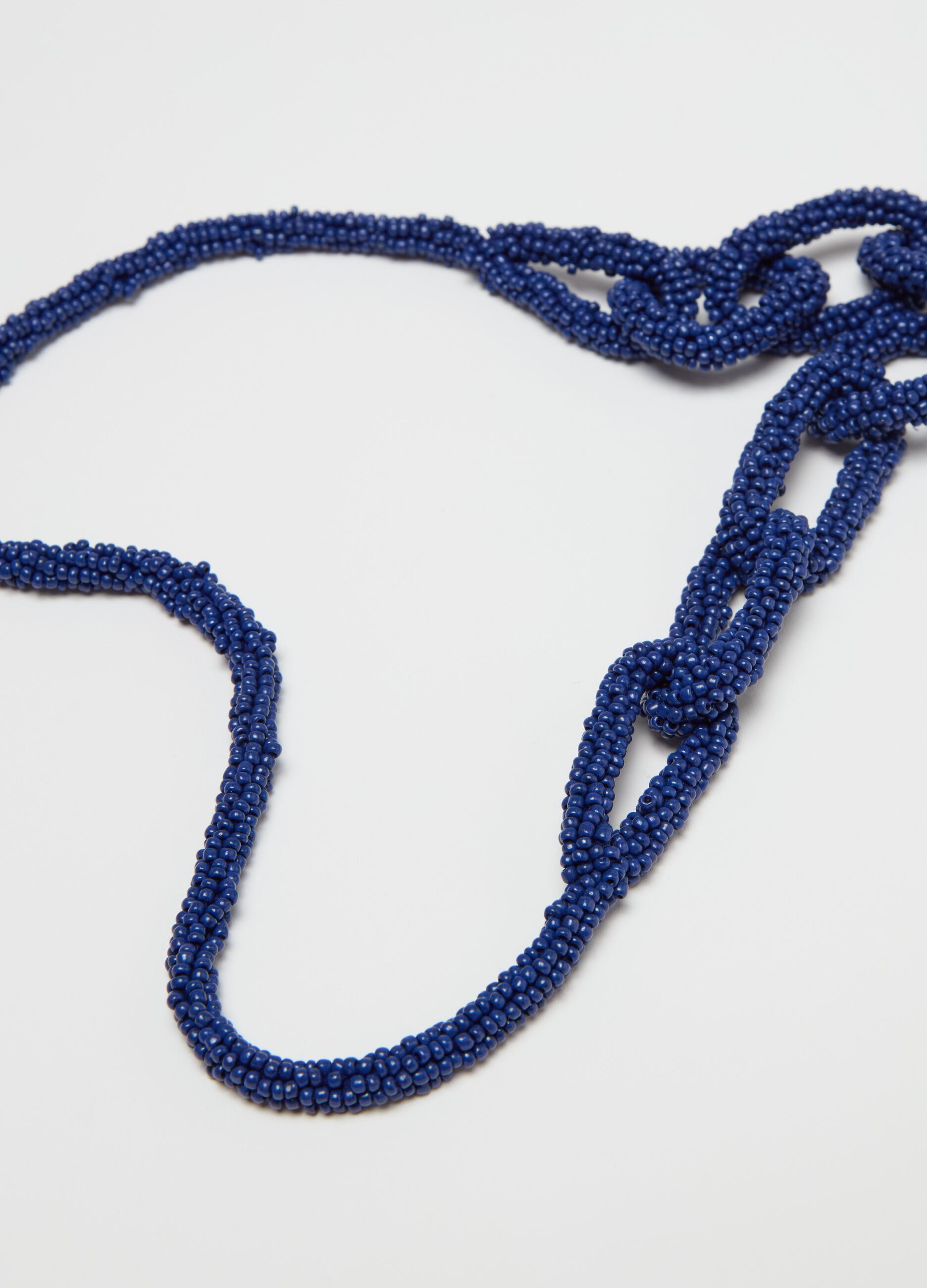Chain necklace with beads