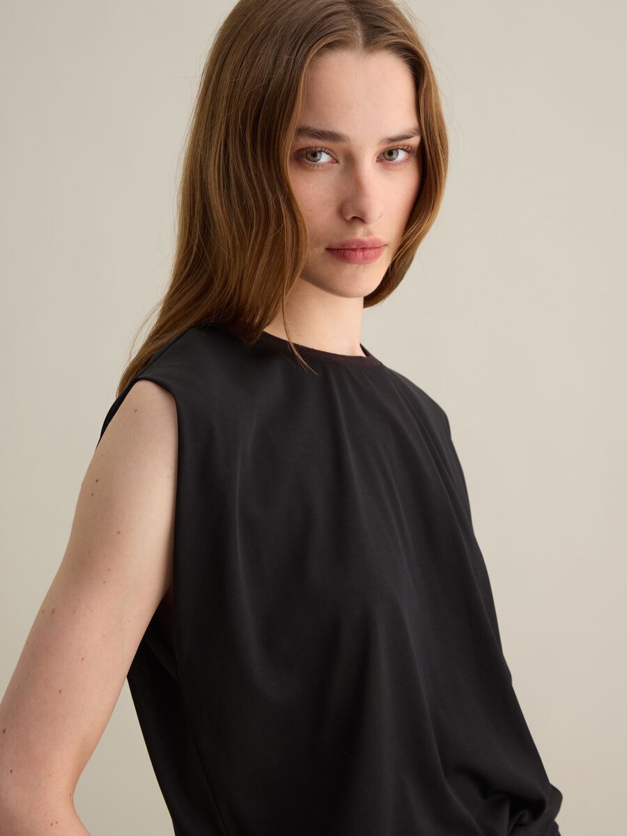 Black cotton blend T-shirt_1