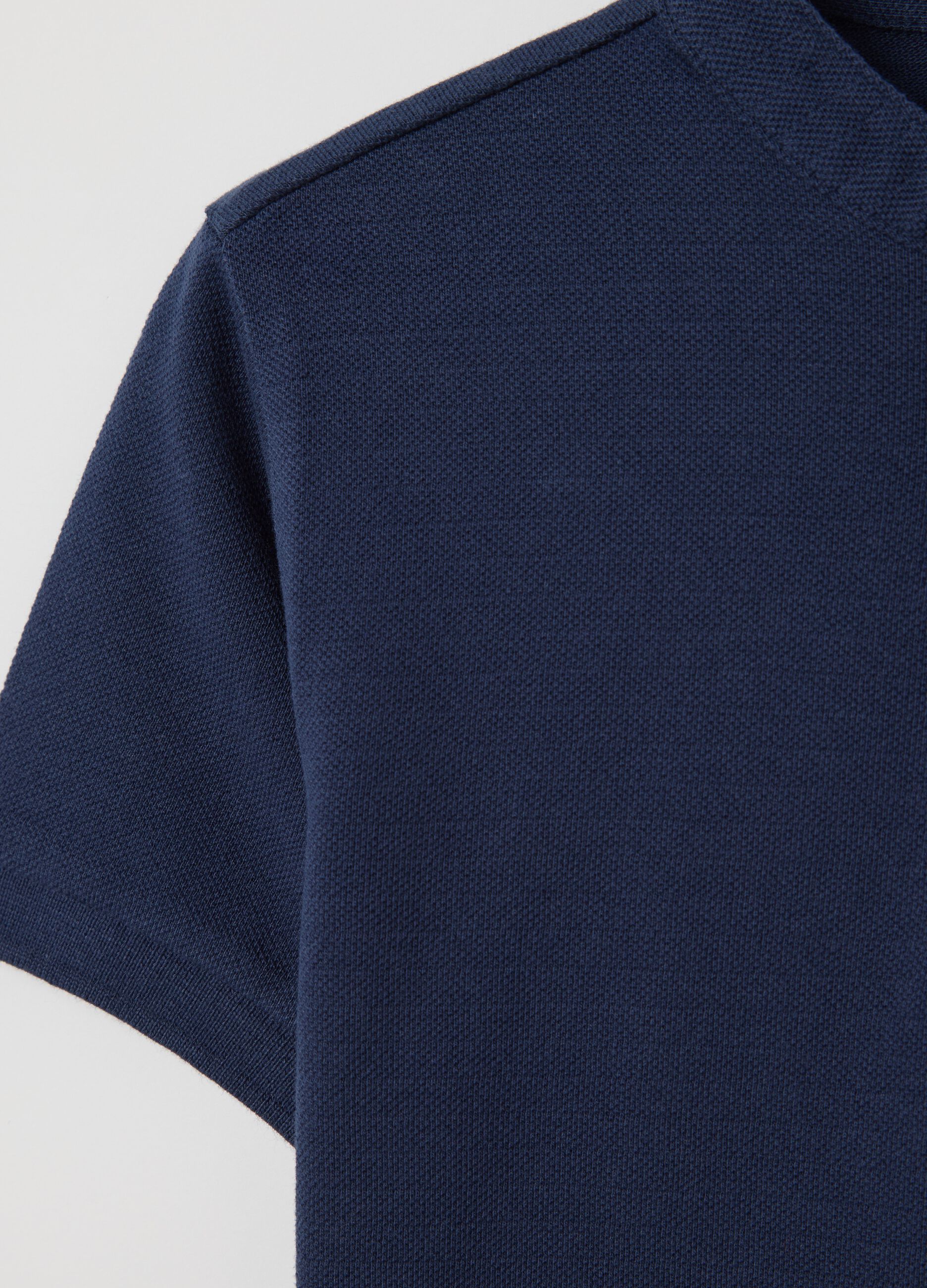 Polo blu in cotone con collo alla coreana