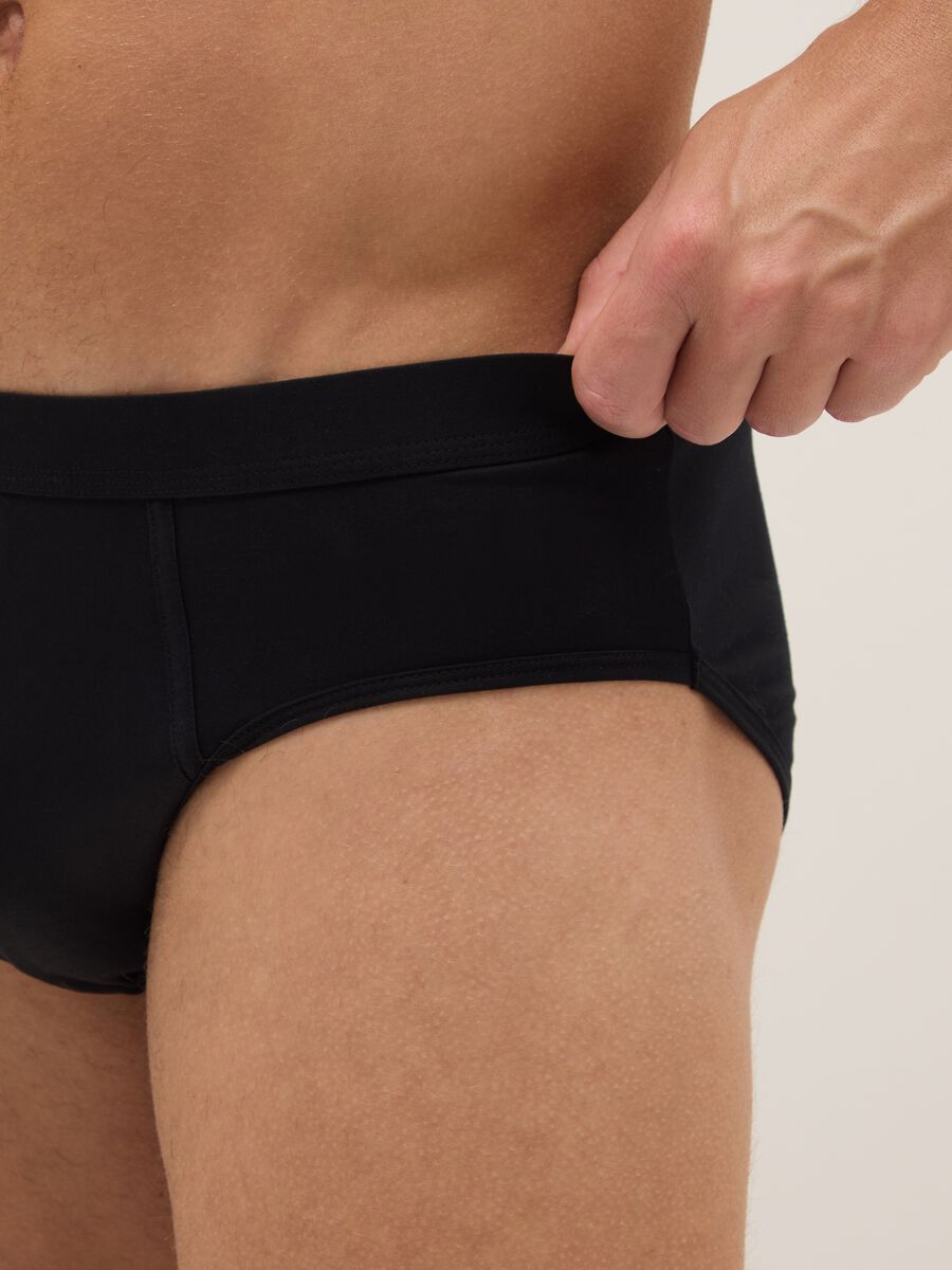 Twin-pack black stretch cotton regular fit briefs_3