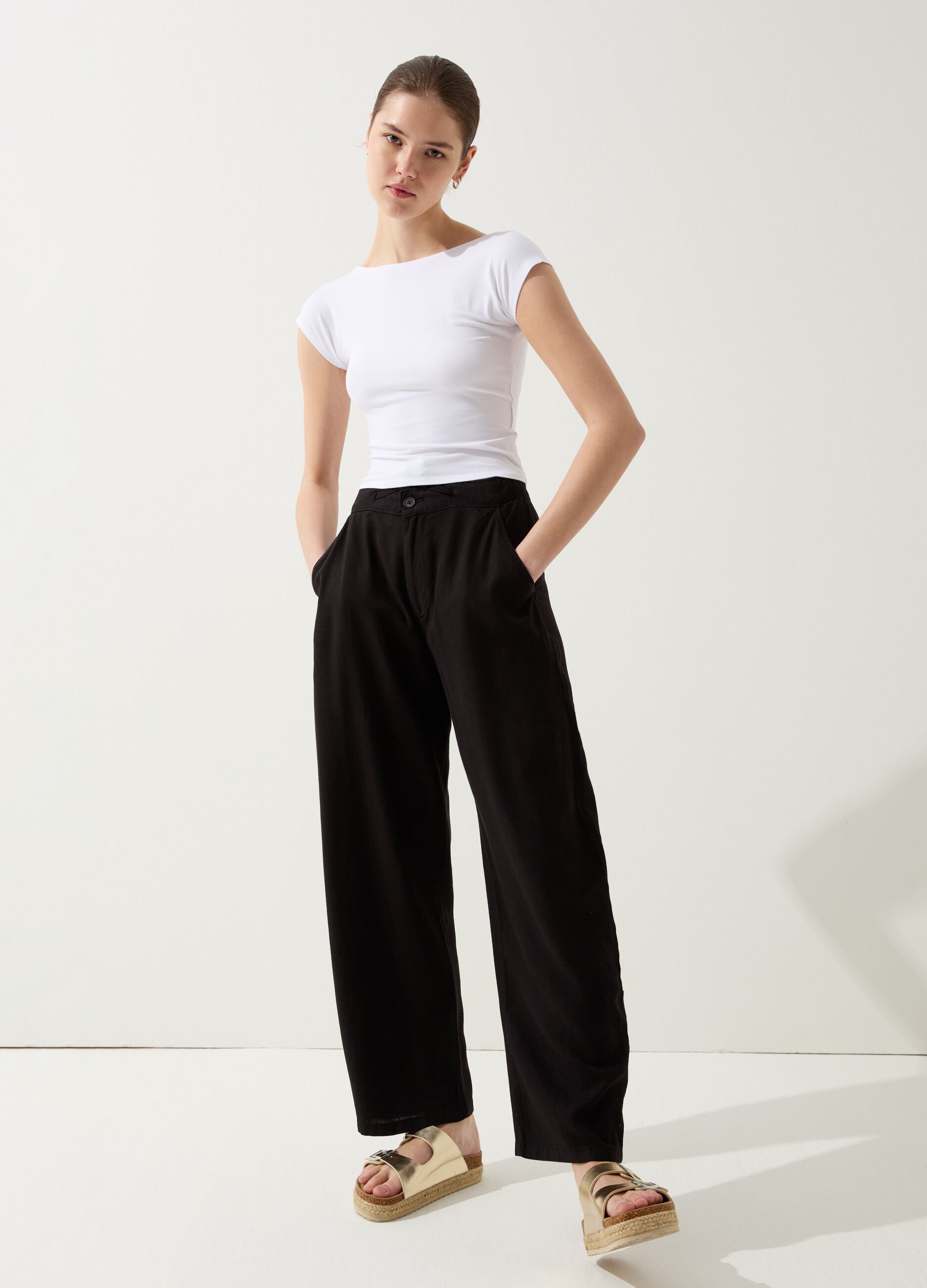 Balloon-fit trousers with drawstring