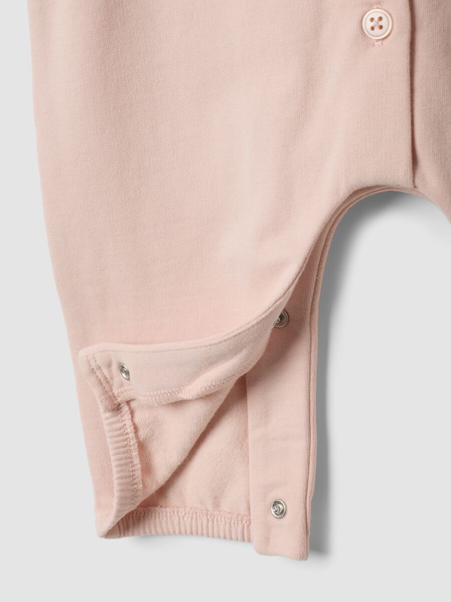 Tutina rosa in puro cotone organico con colletto volant e ricamo Minnie_3