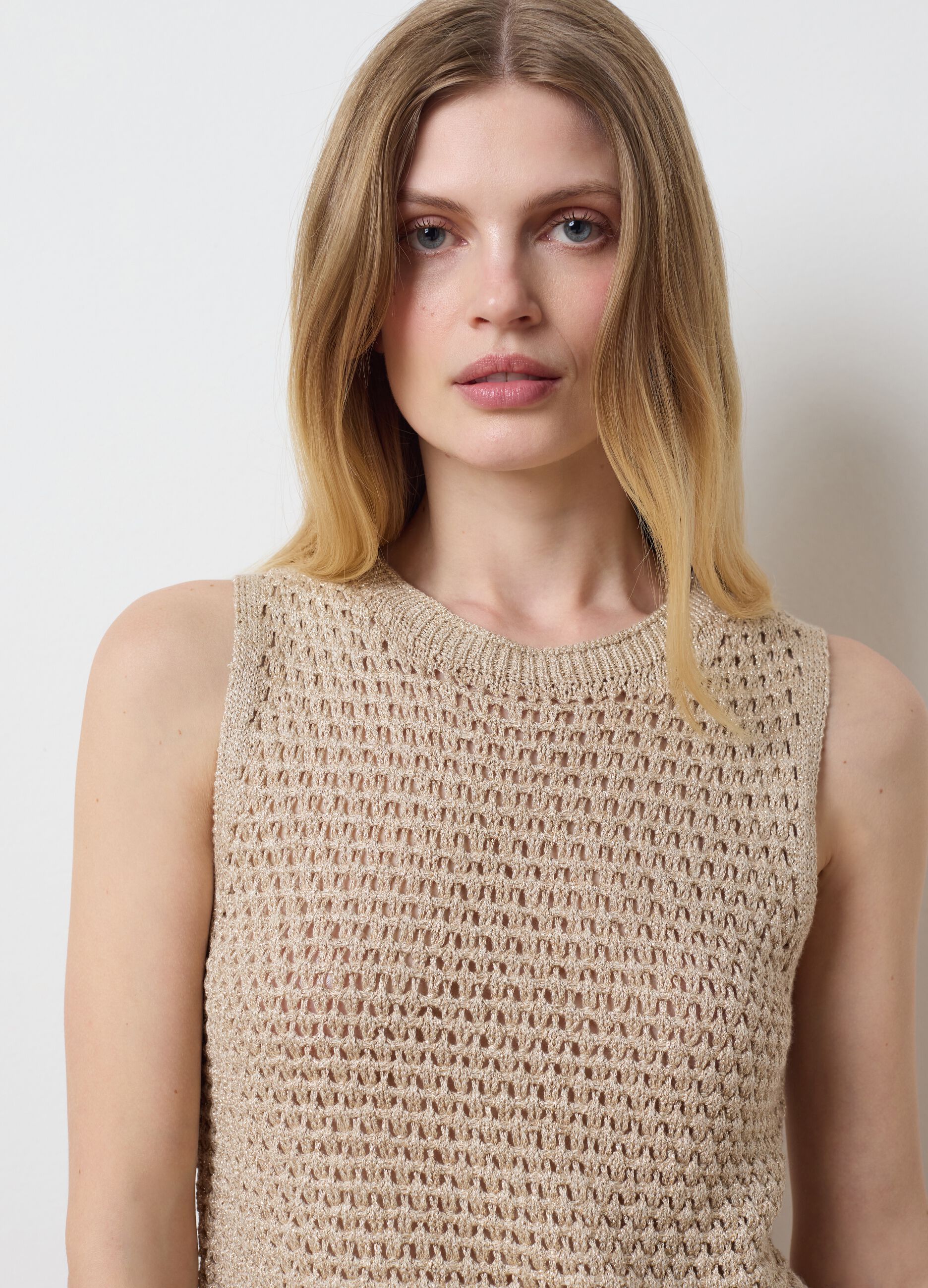 Tank top crochet in lurex con frange
