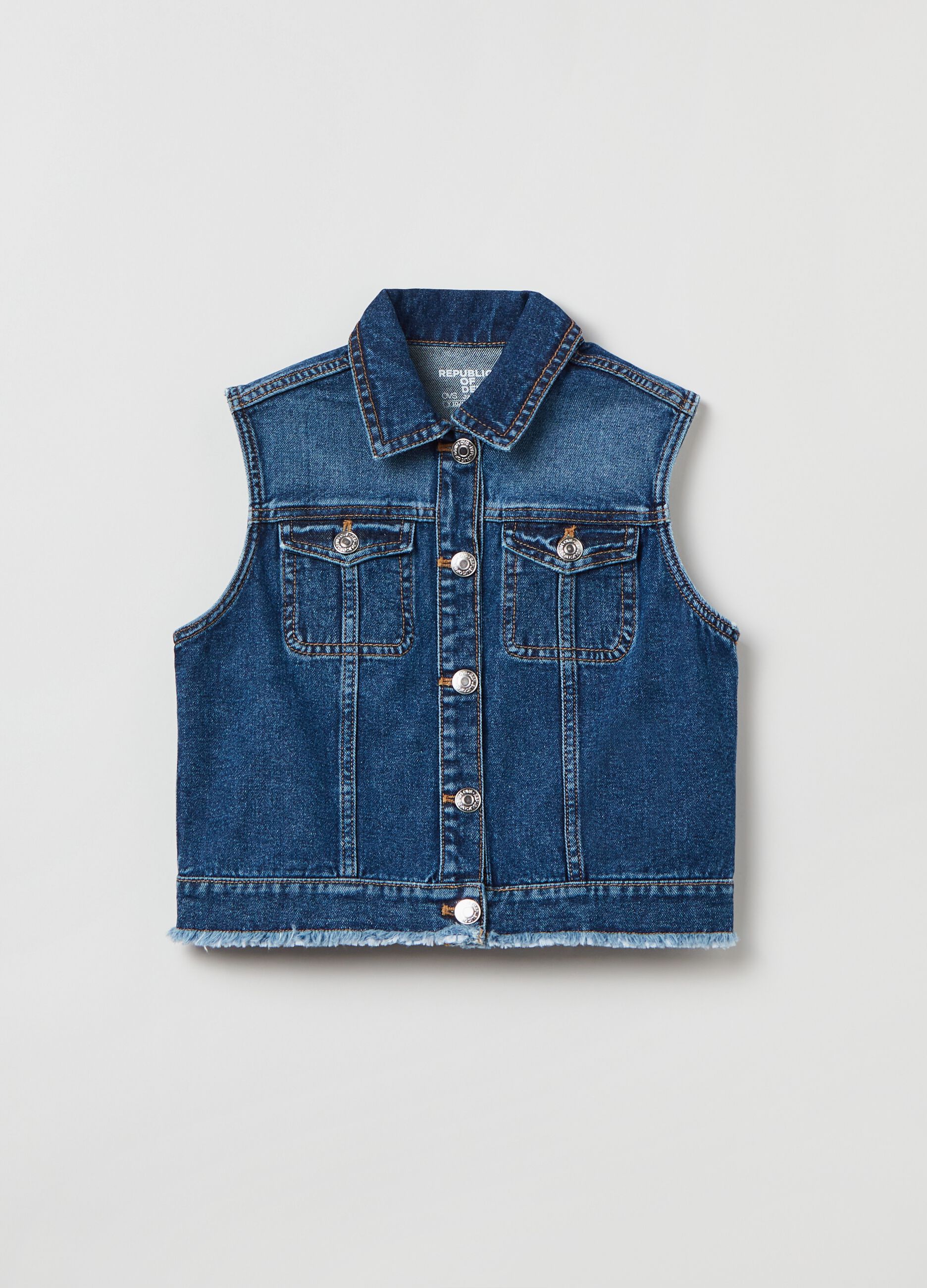 Gilet in denim sfrangiato