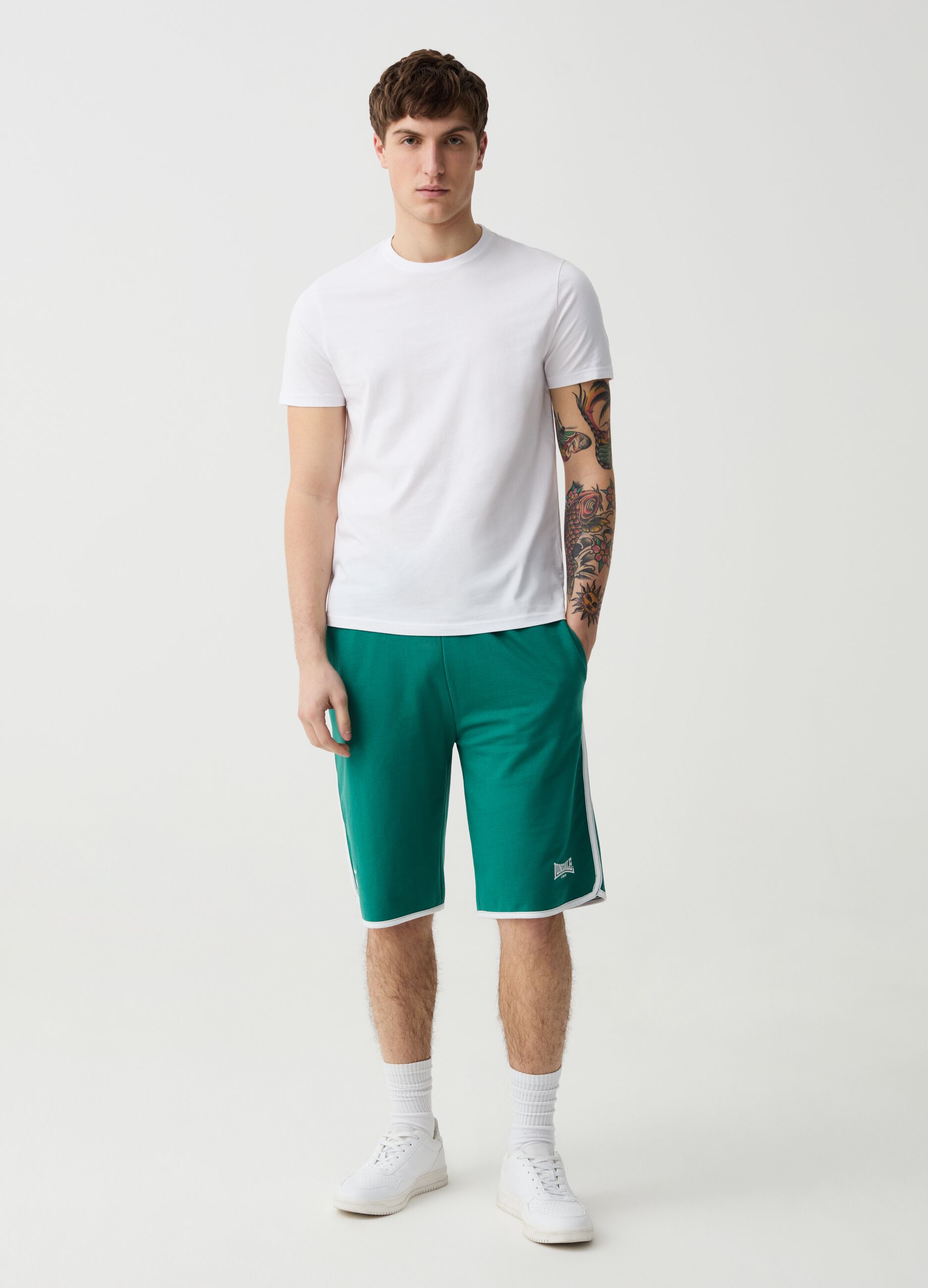 Ovs Bermuda jogger profili a contrasto e stampa logo