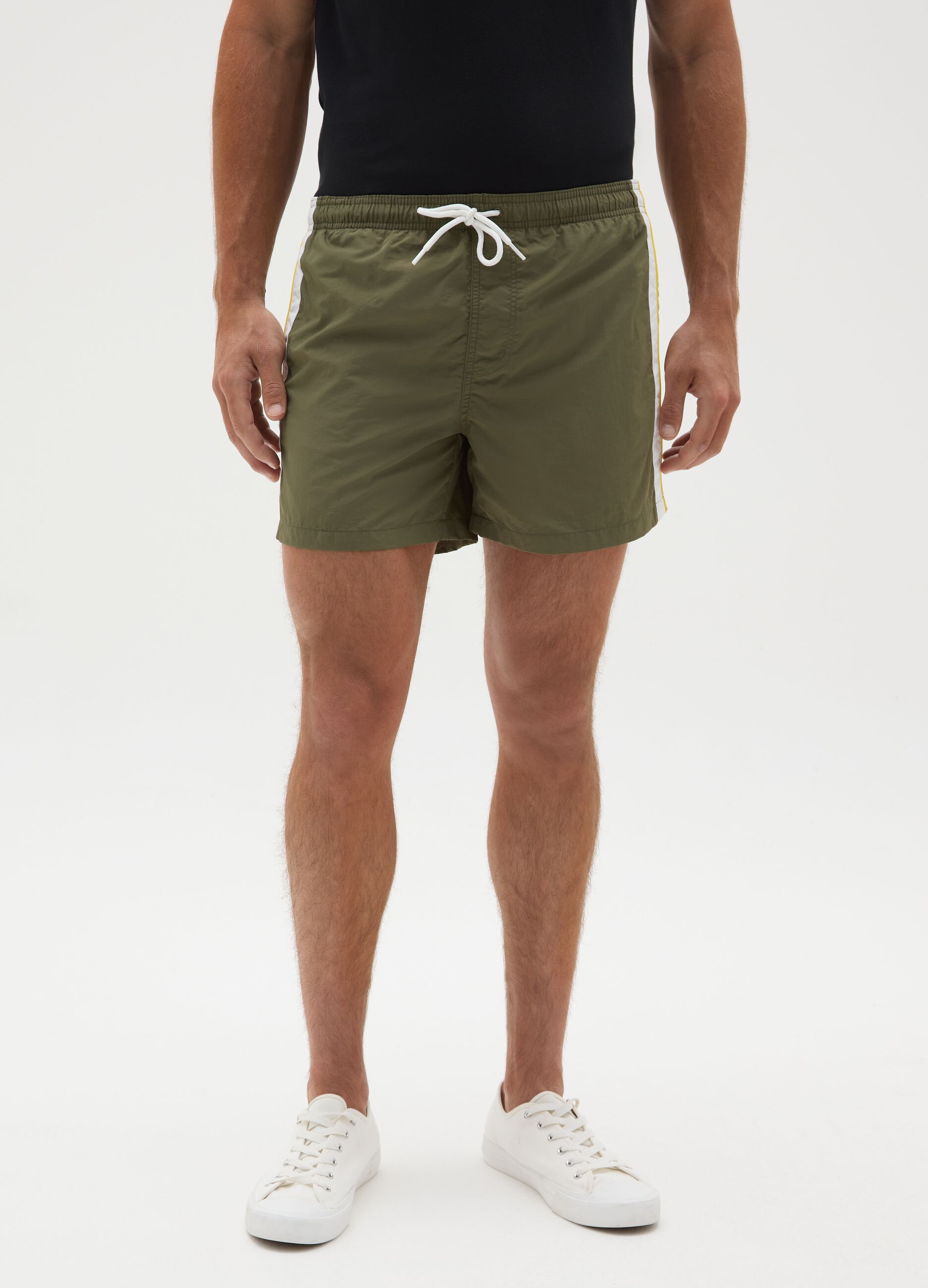 Men's Multicolour Blend Regular Fit Shorts