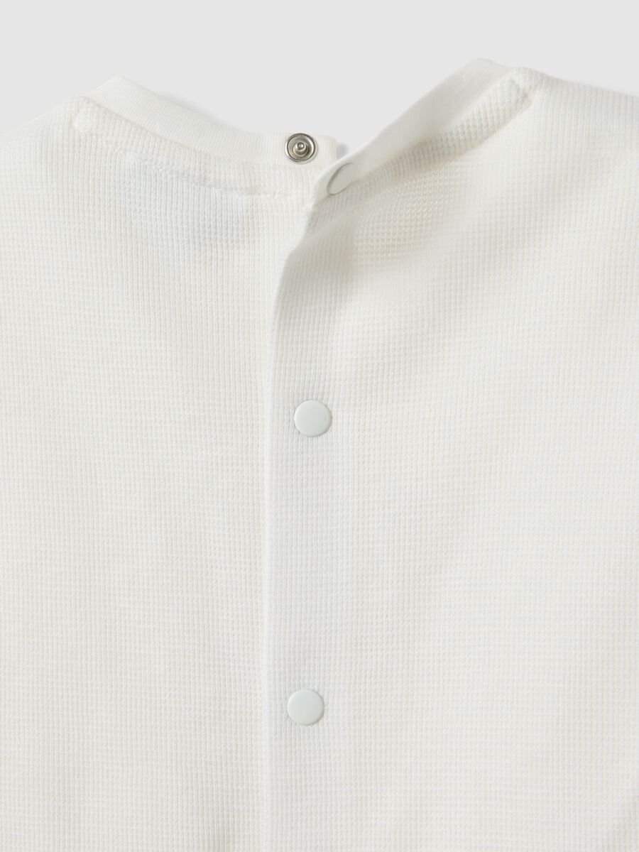 Set maglia shorts in puro cotone bianco da neonato_3