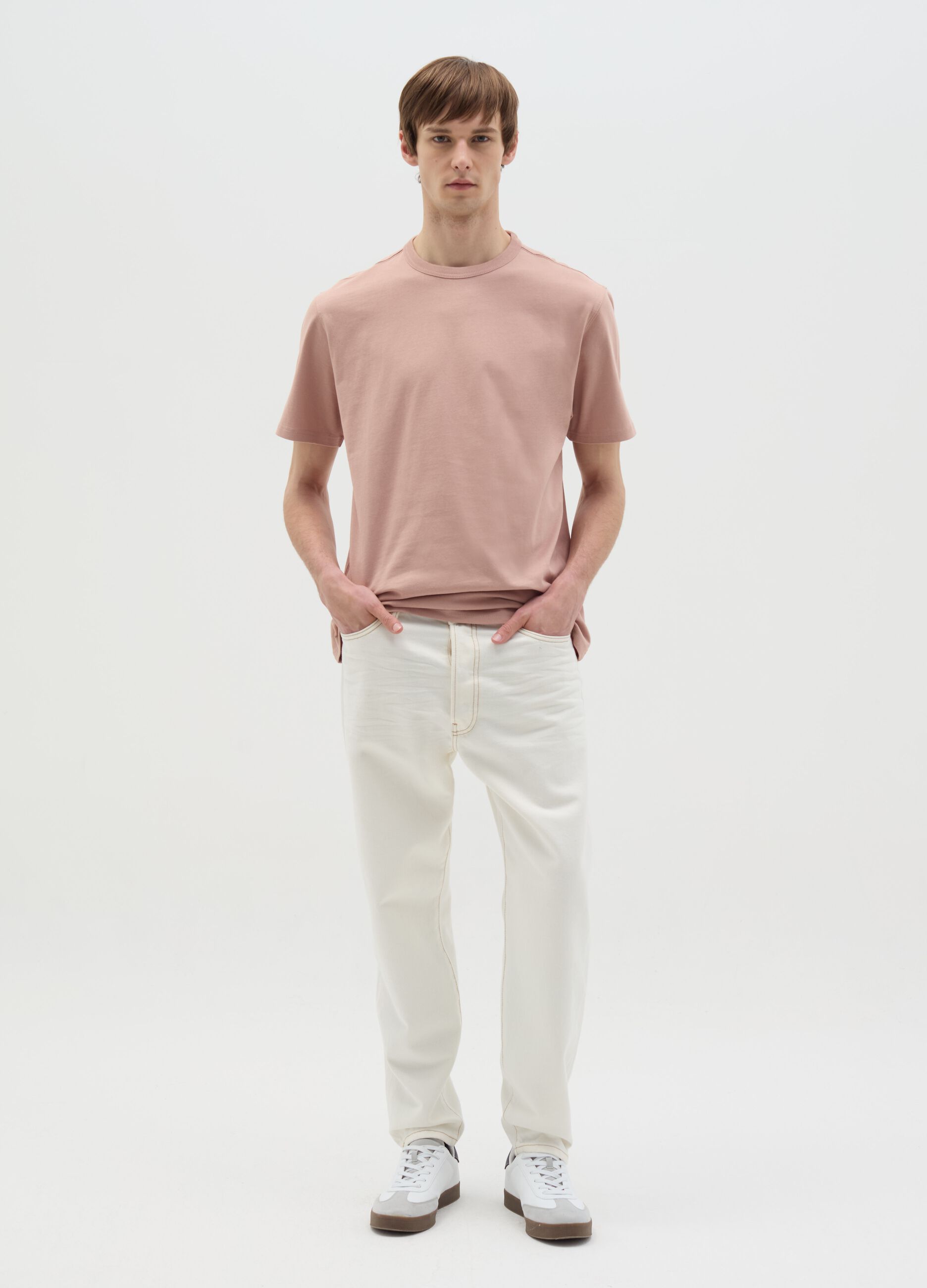 Relaxed-fit T-shirt with round neck