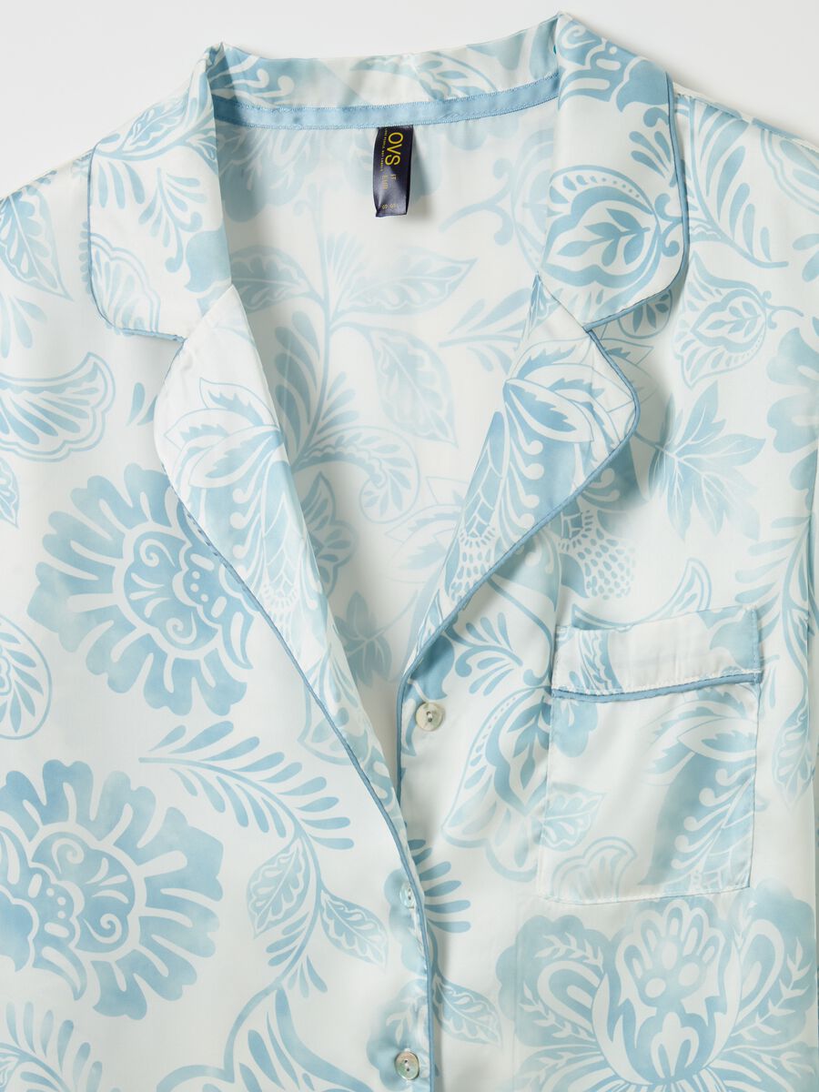 Pyjama top with floral print_5