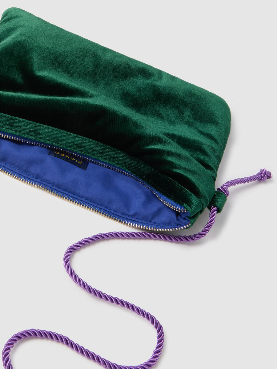 Green Bag with Decorative Tassels_2