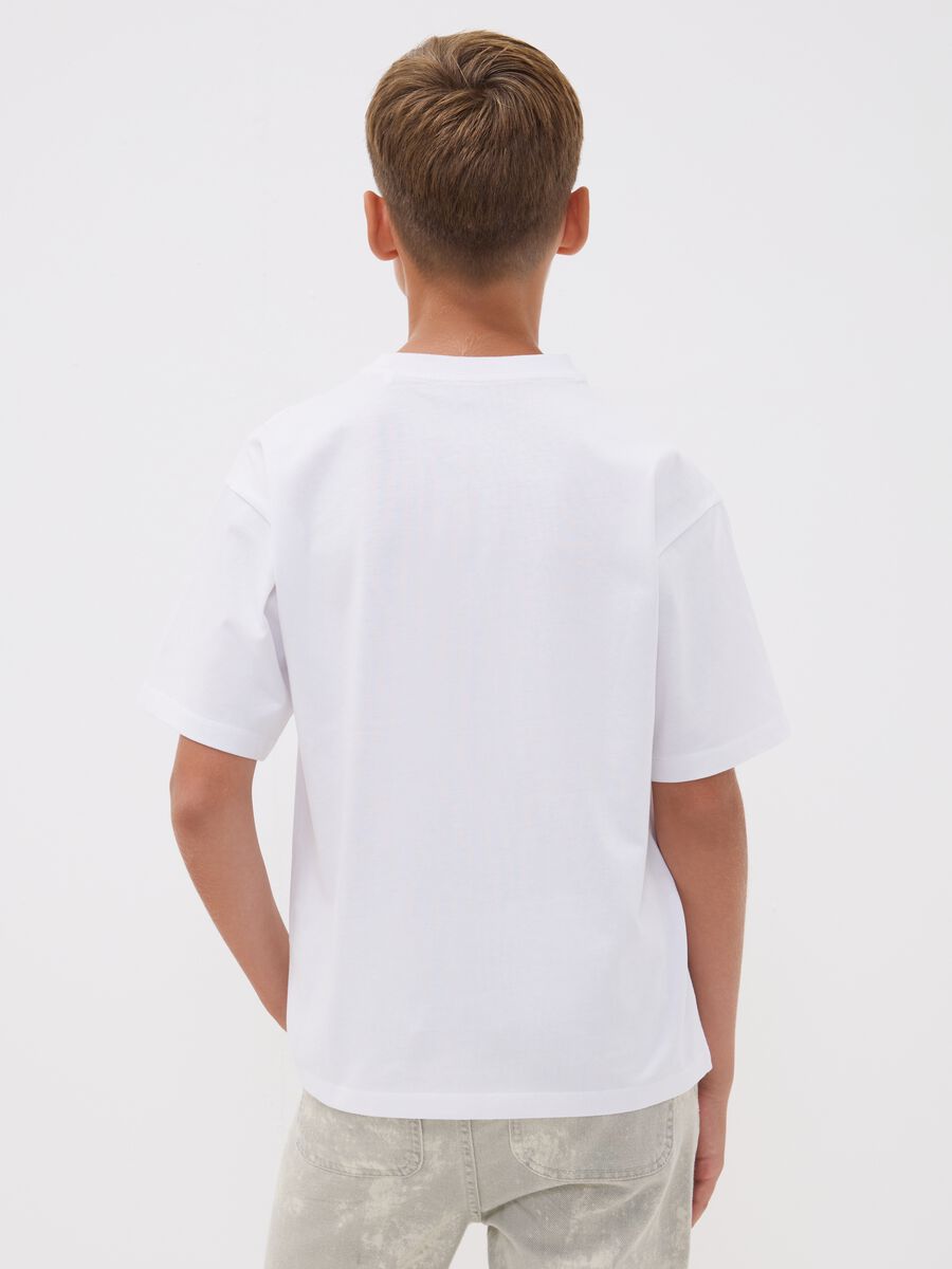 White pure cotton oversized T-shirt with basketball graphic print for boys_2